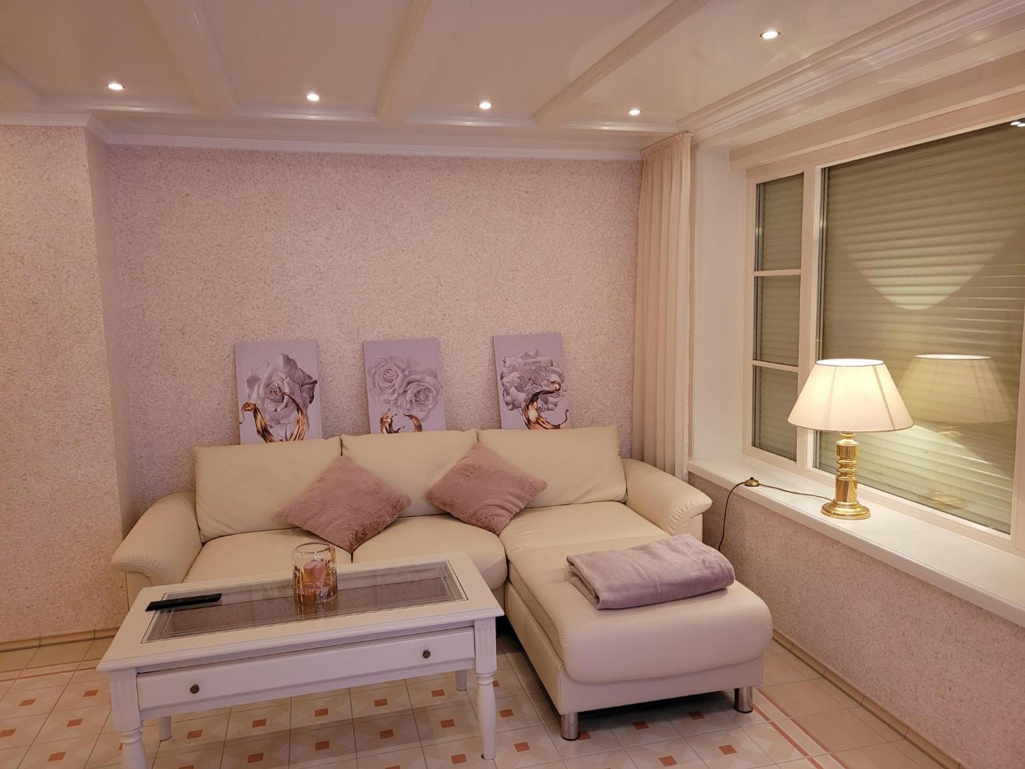 Villa with Private Pool - Photo 19