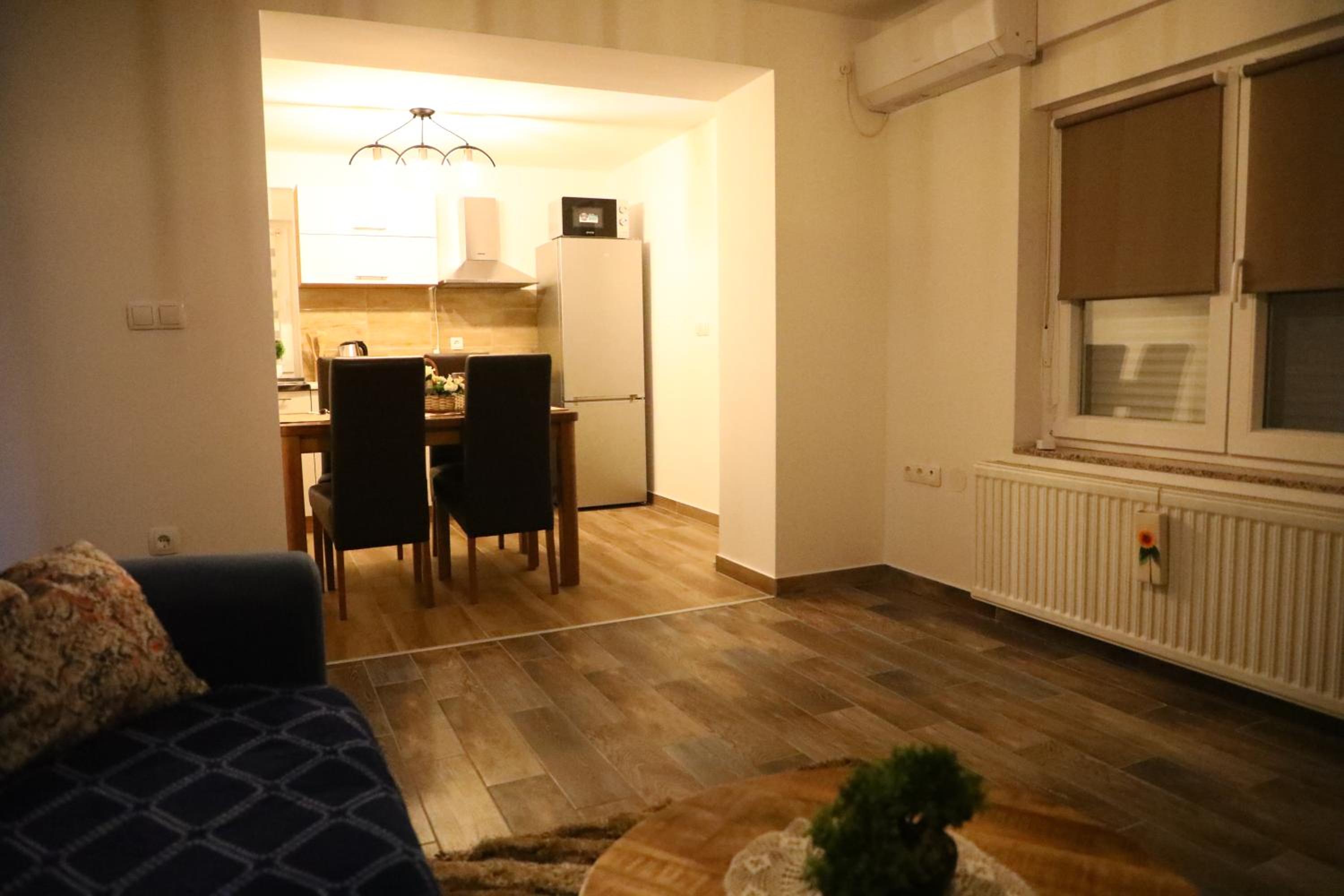 Two-Bedroom Apartment - Photo 5