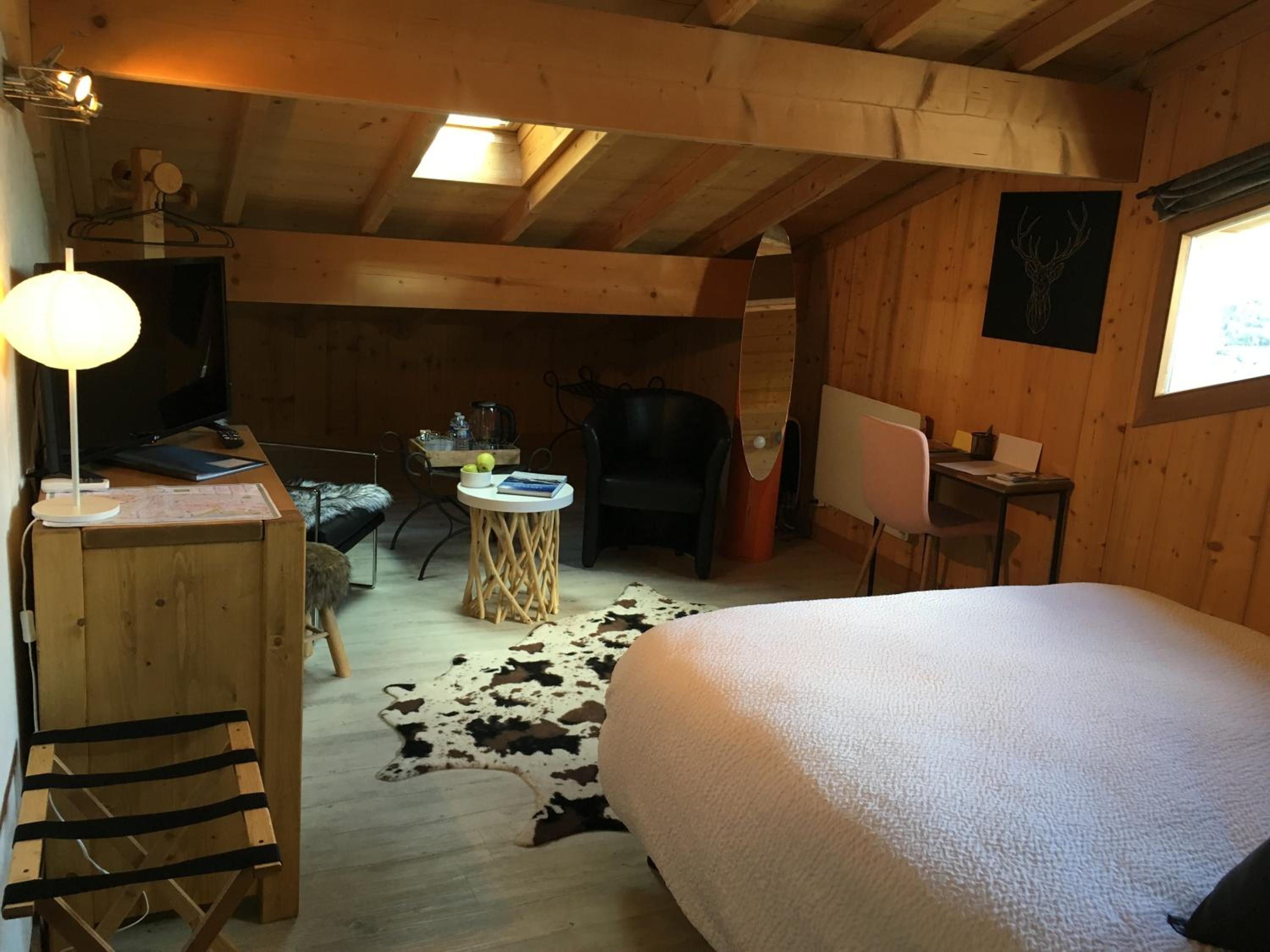 King Room with Mountain View photo 1