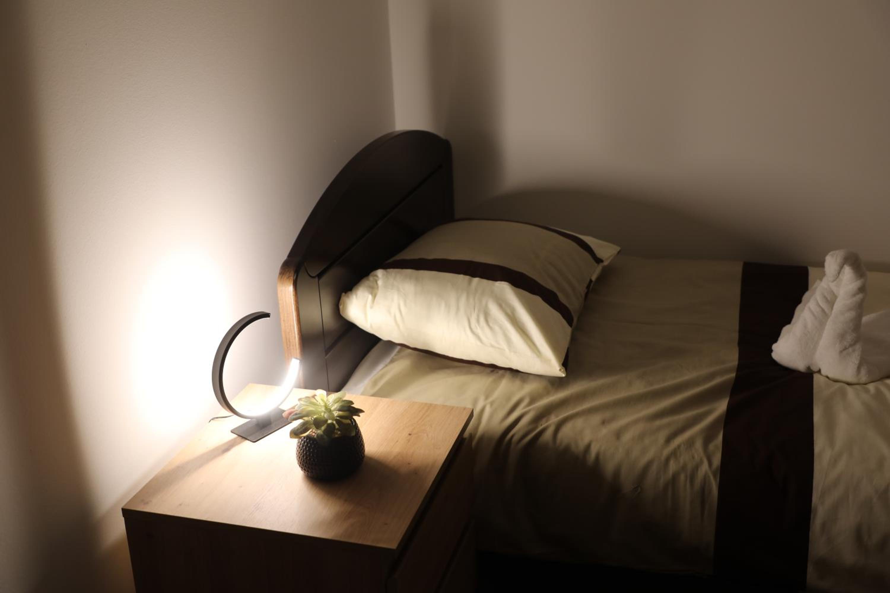 Two-Bedroom Apartment - Photo 9