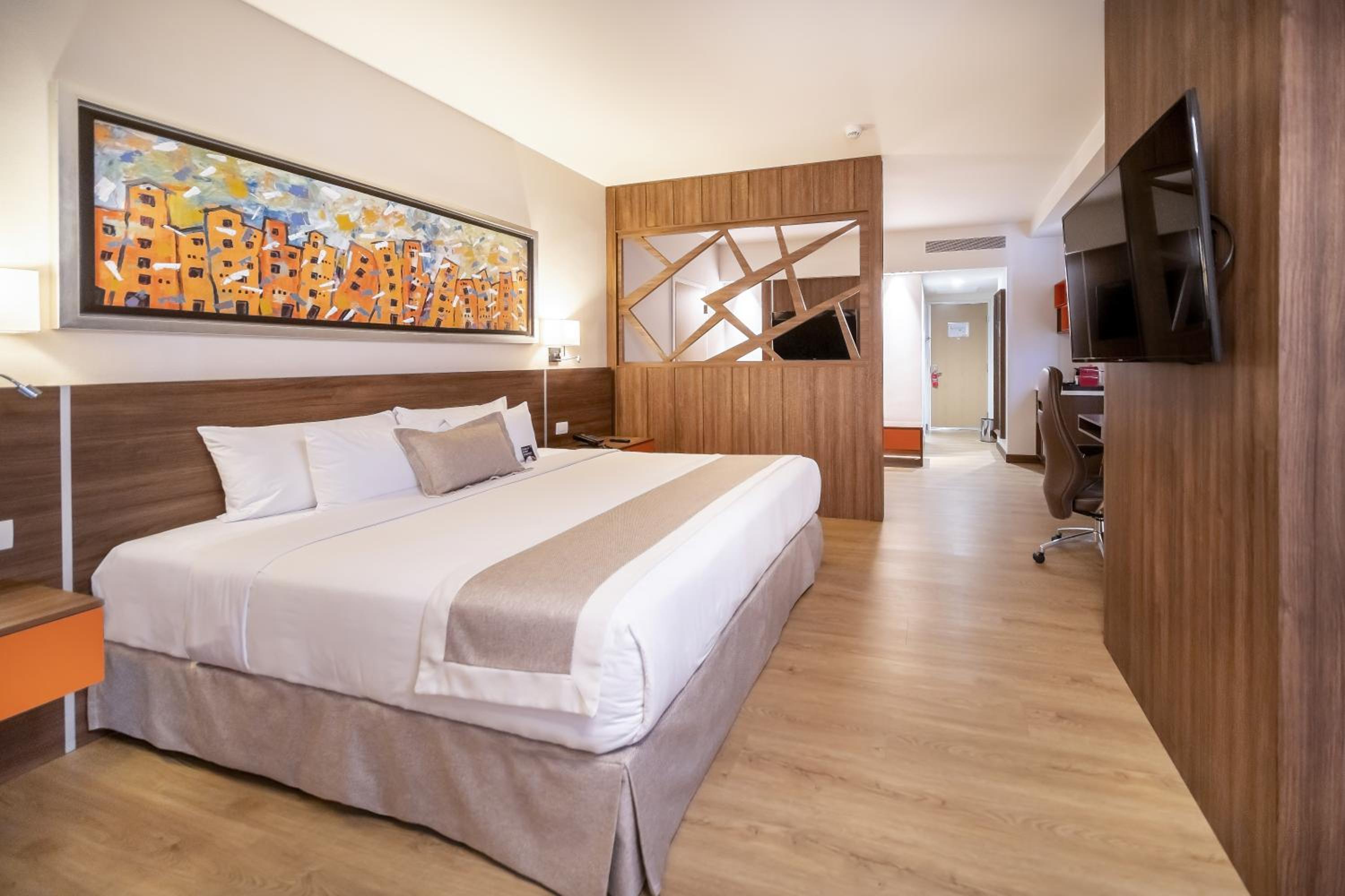 King Suite - Photo 6