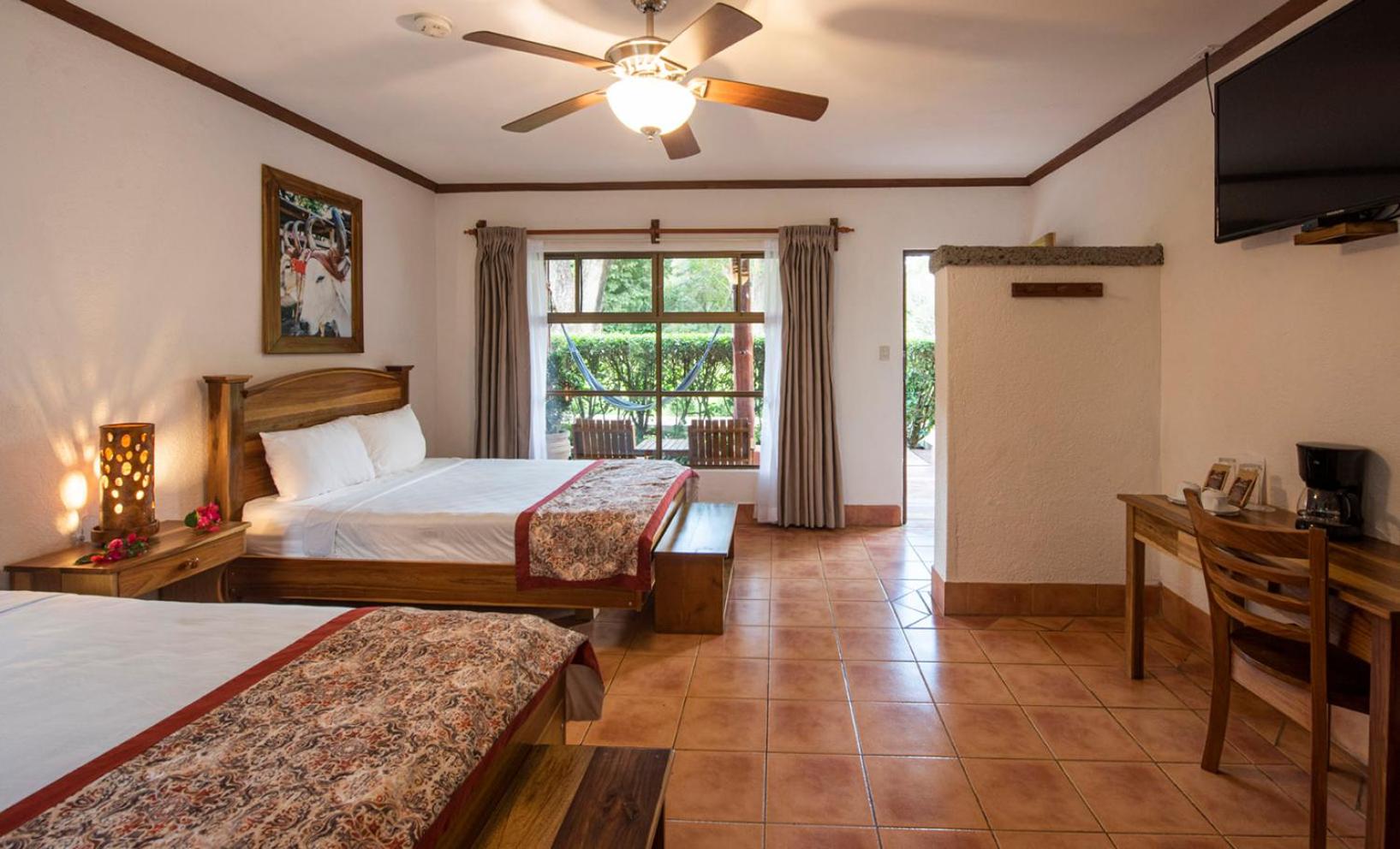 Superior Room - Photo 12