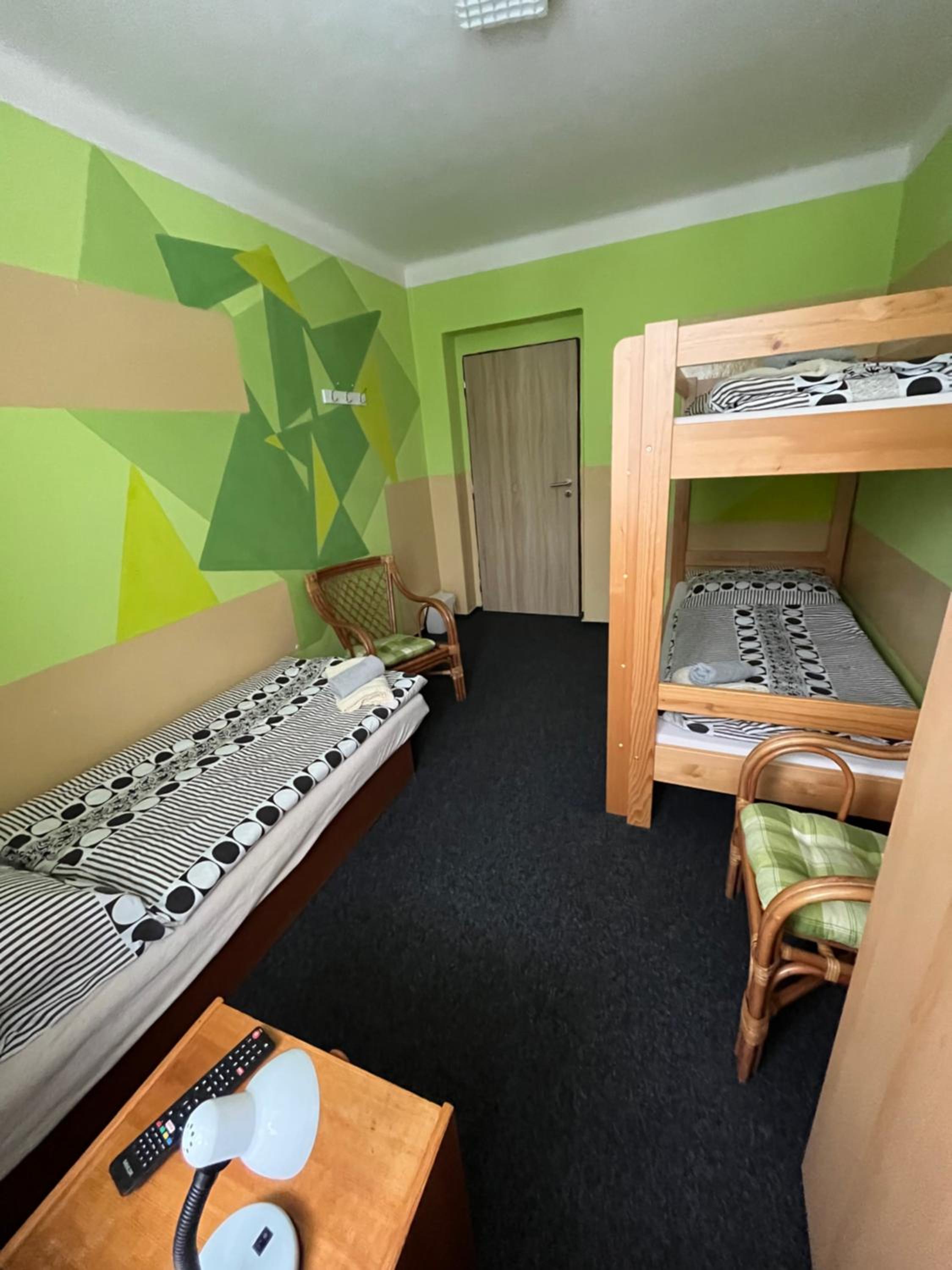 Triple Room with Shared Bathroom photo 2