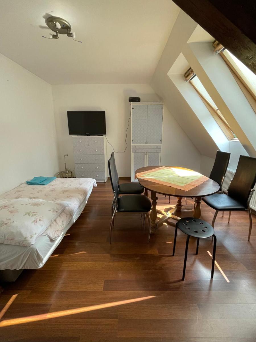 Three-Bedroom Apartment photo 1