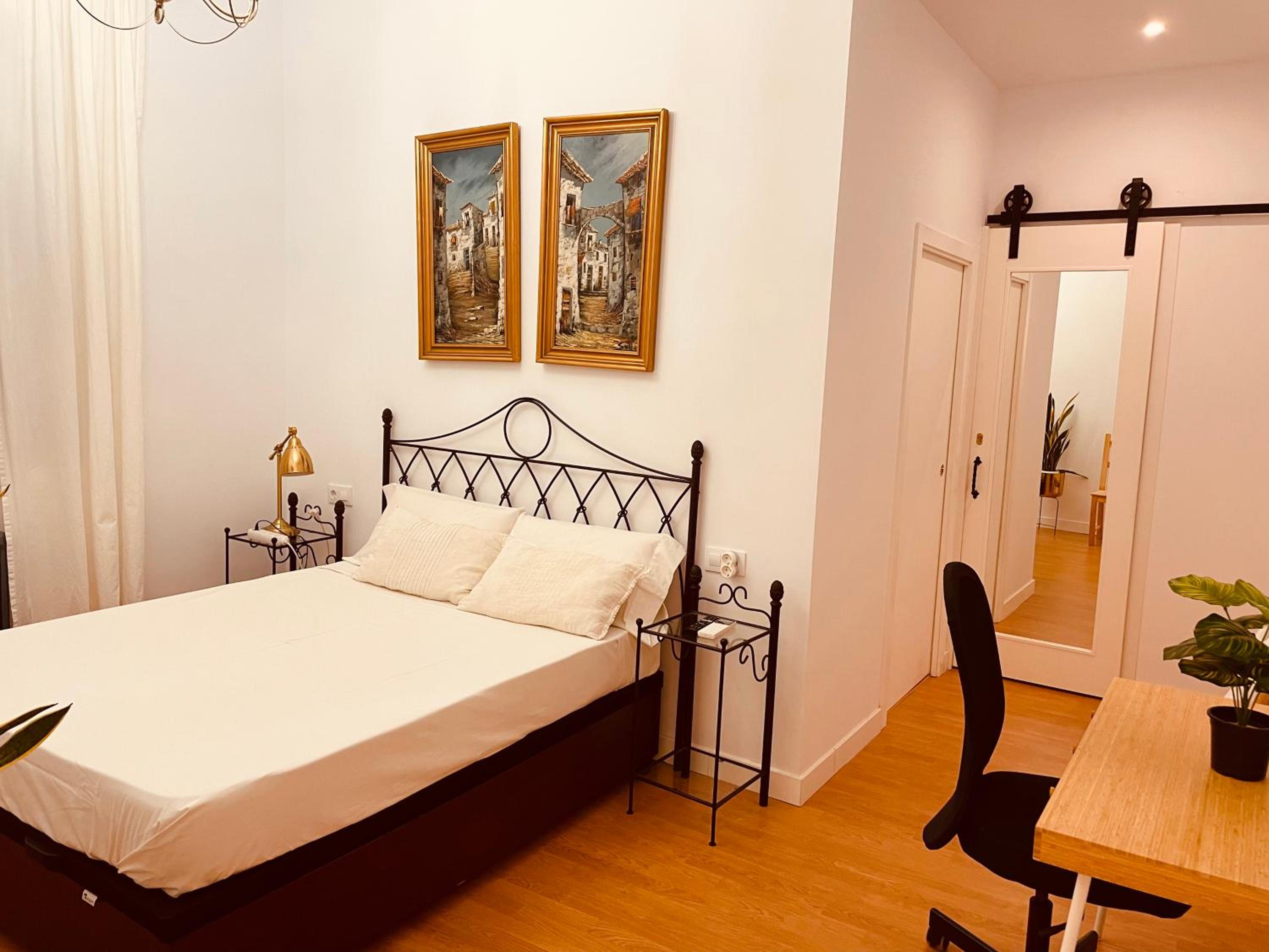 Apartamento con Balcón