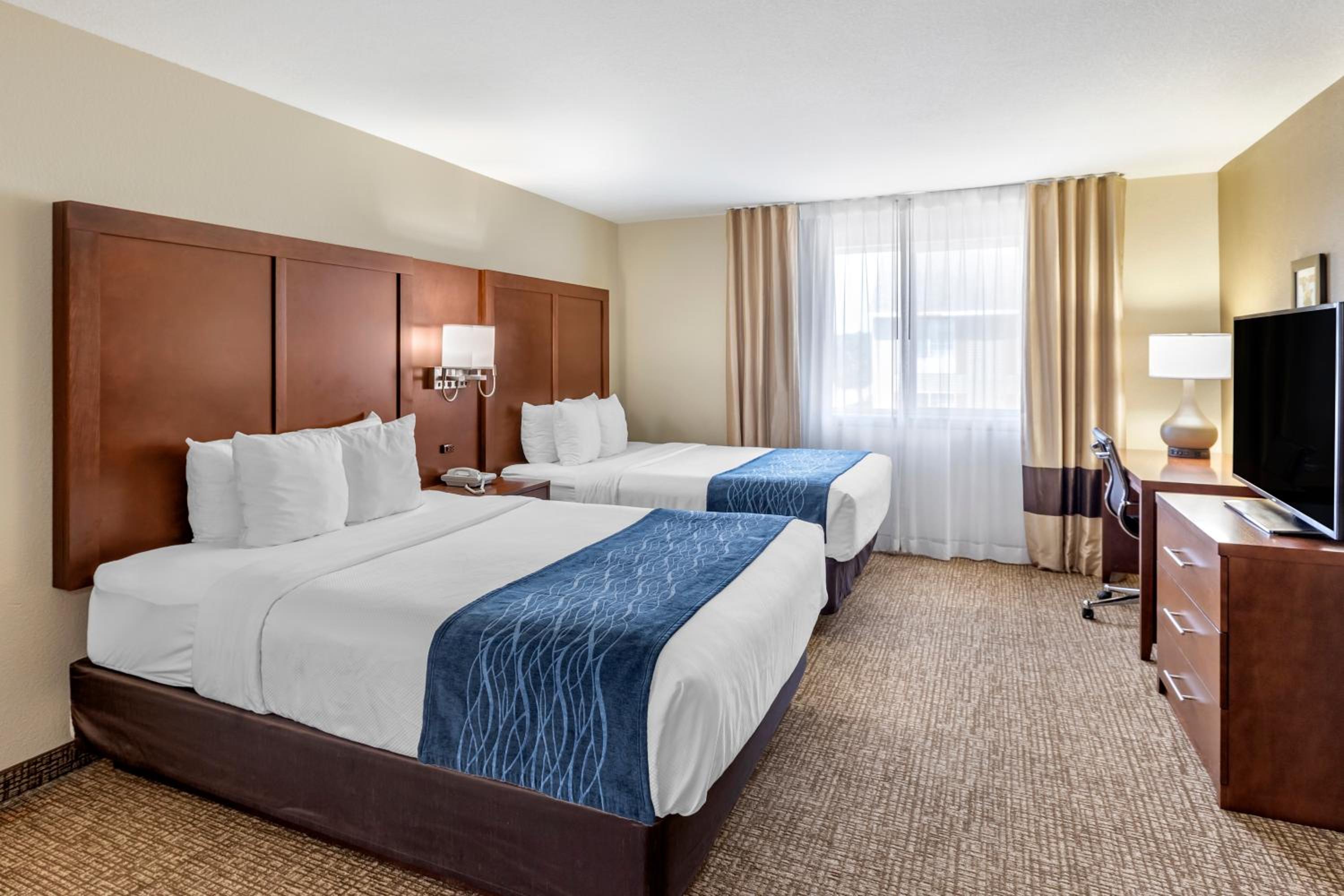 Efficiency Queen Suite with Two Queen Beds - Non Smoking - Photo 1
