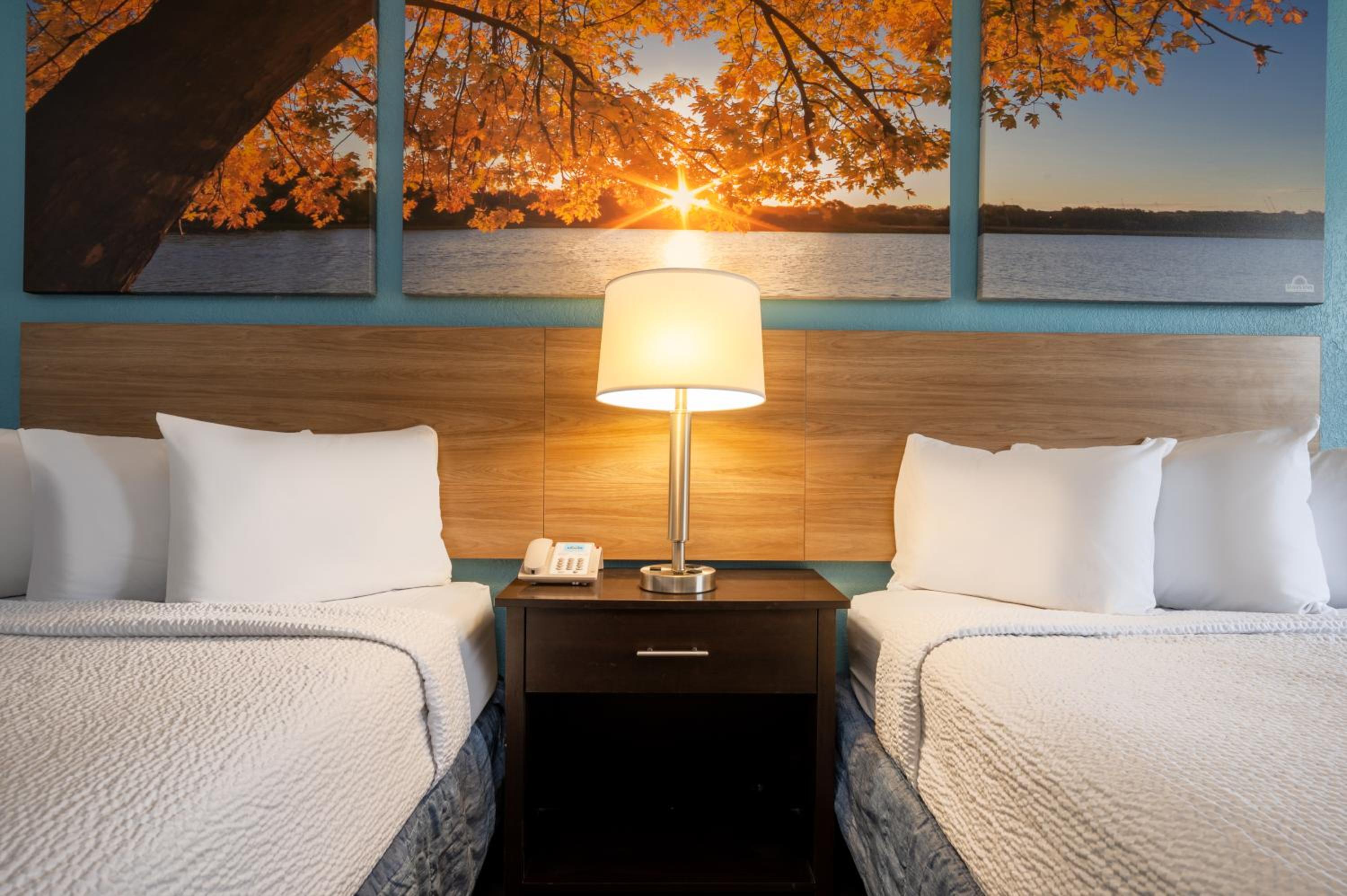 Double Room with Two Double Beds - Non-Smoking - Photo 1