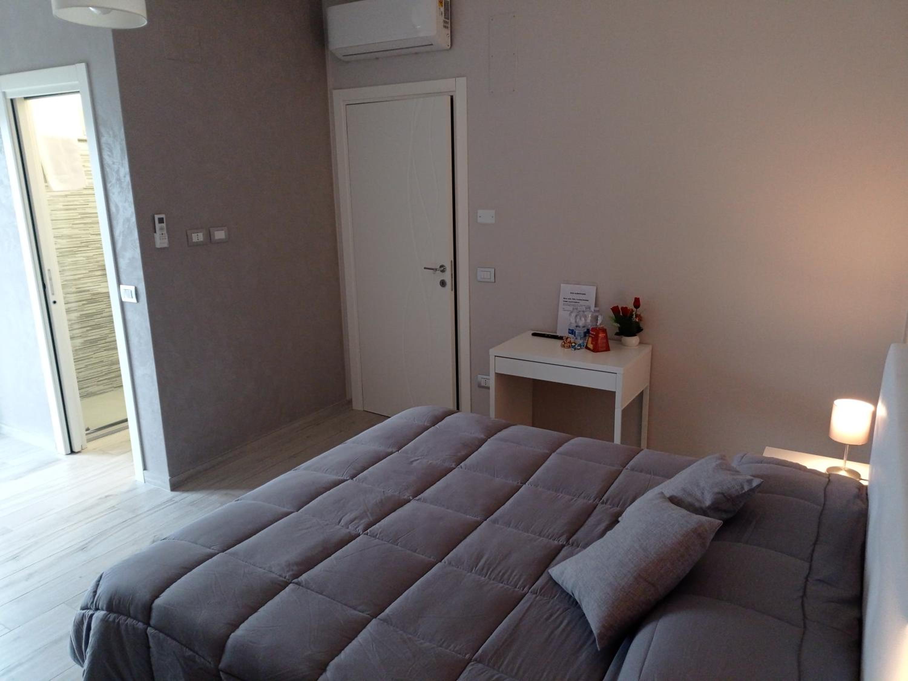 Triple Room - Photo 1