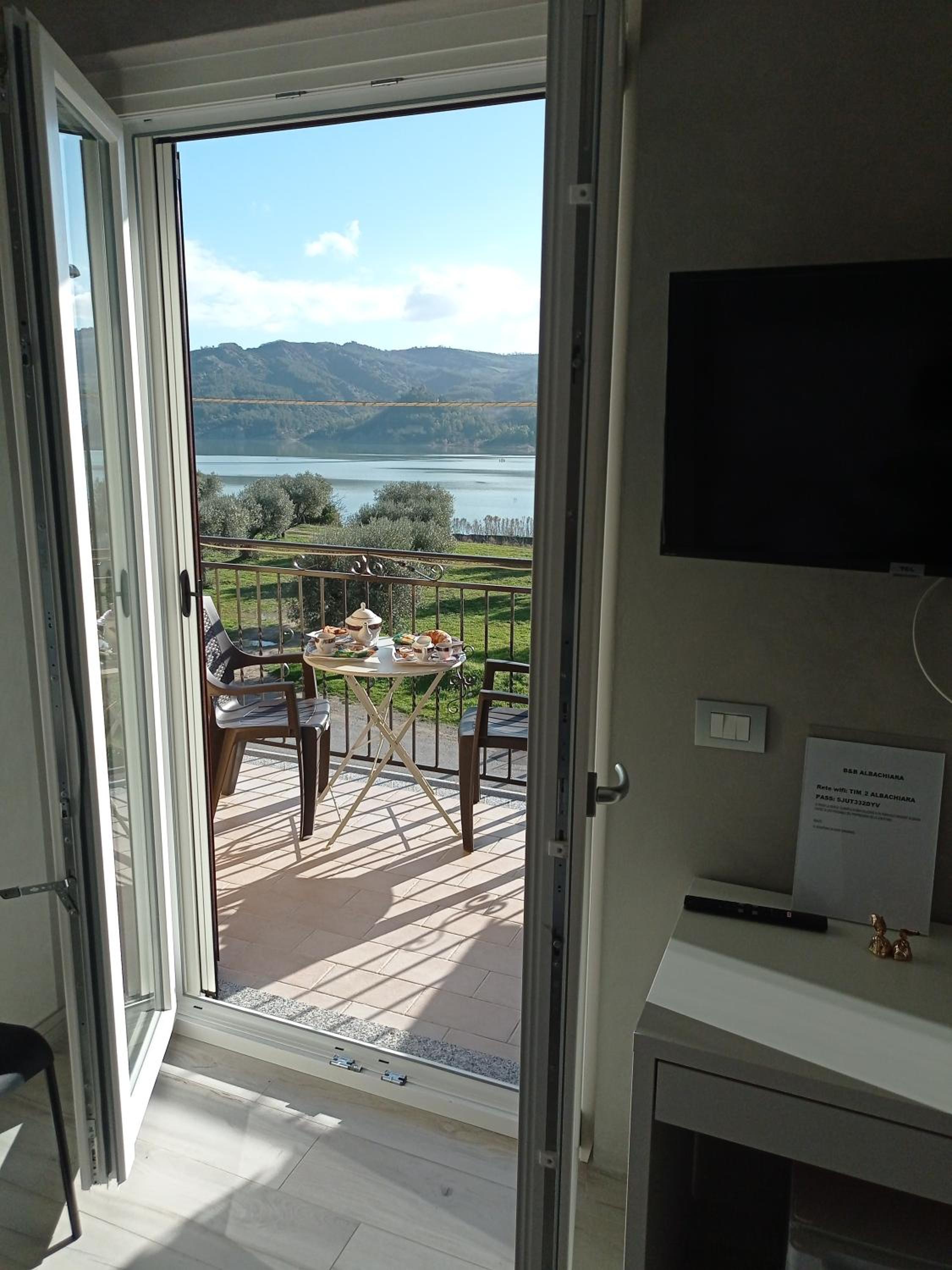 Double Room - Photo 3