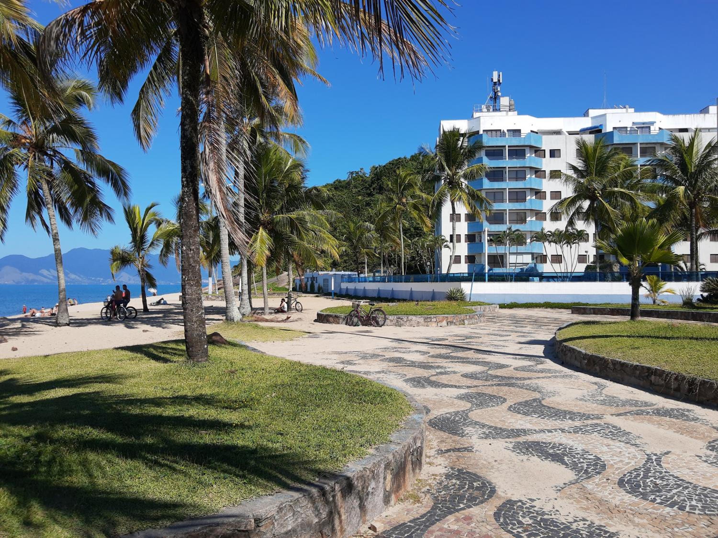 Apartment with Sea View - Photo 11