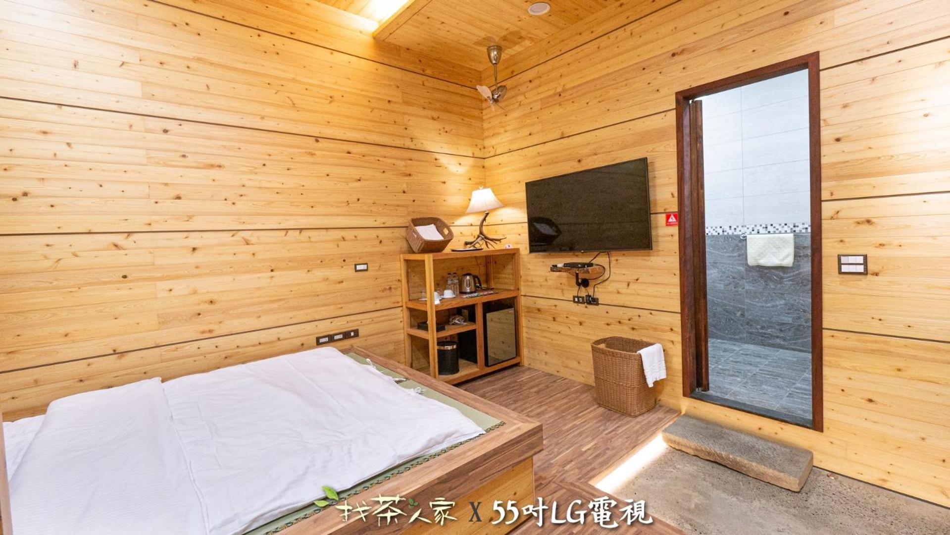 Deluxe Double Room with Bath