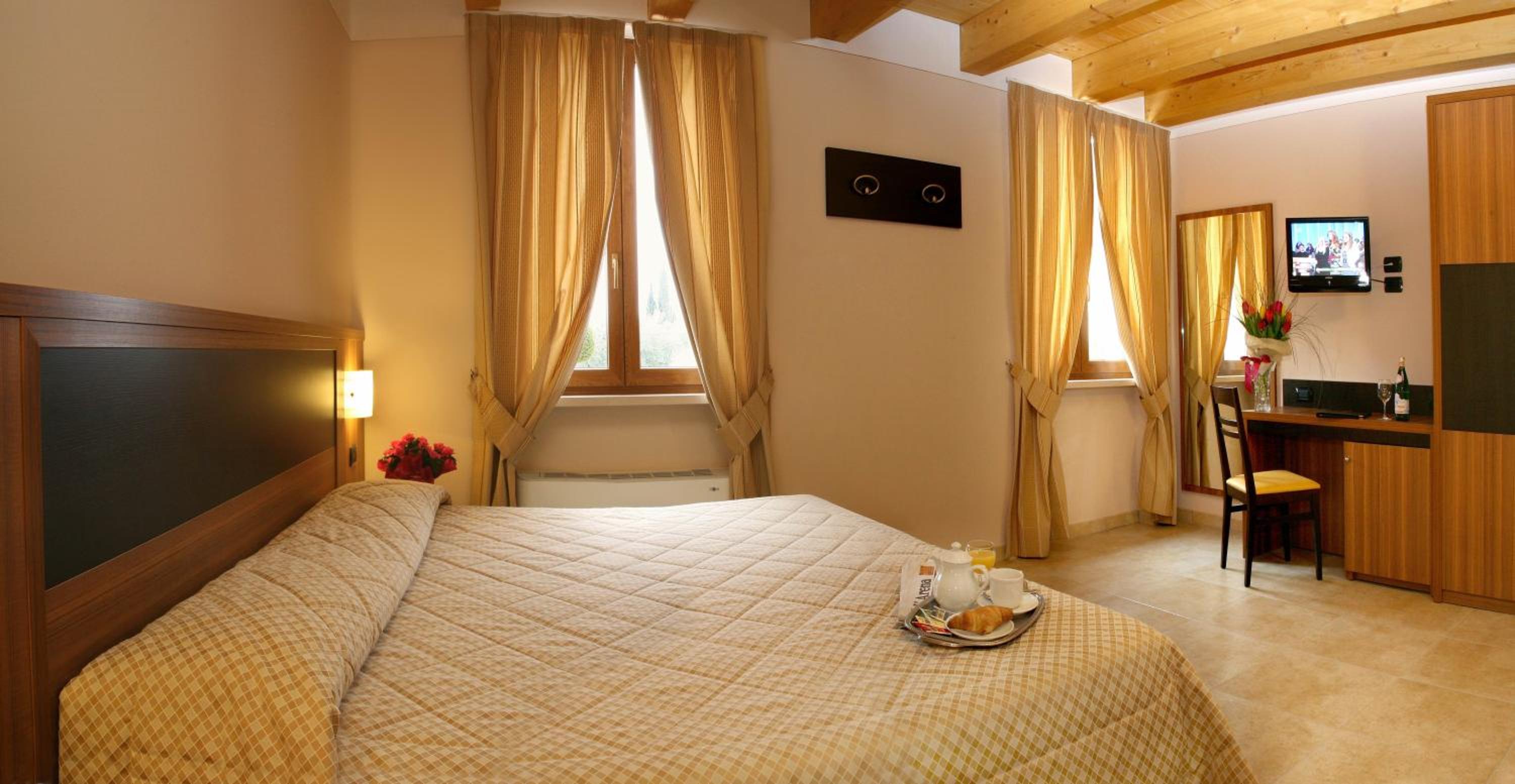 Superior Double or Twin Room with Garden View photo 1