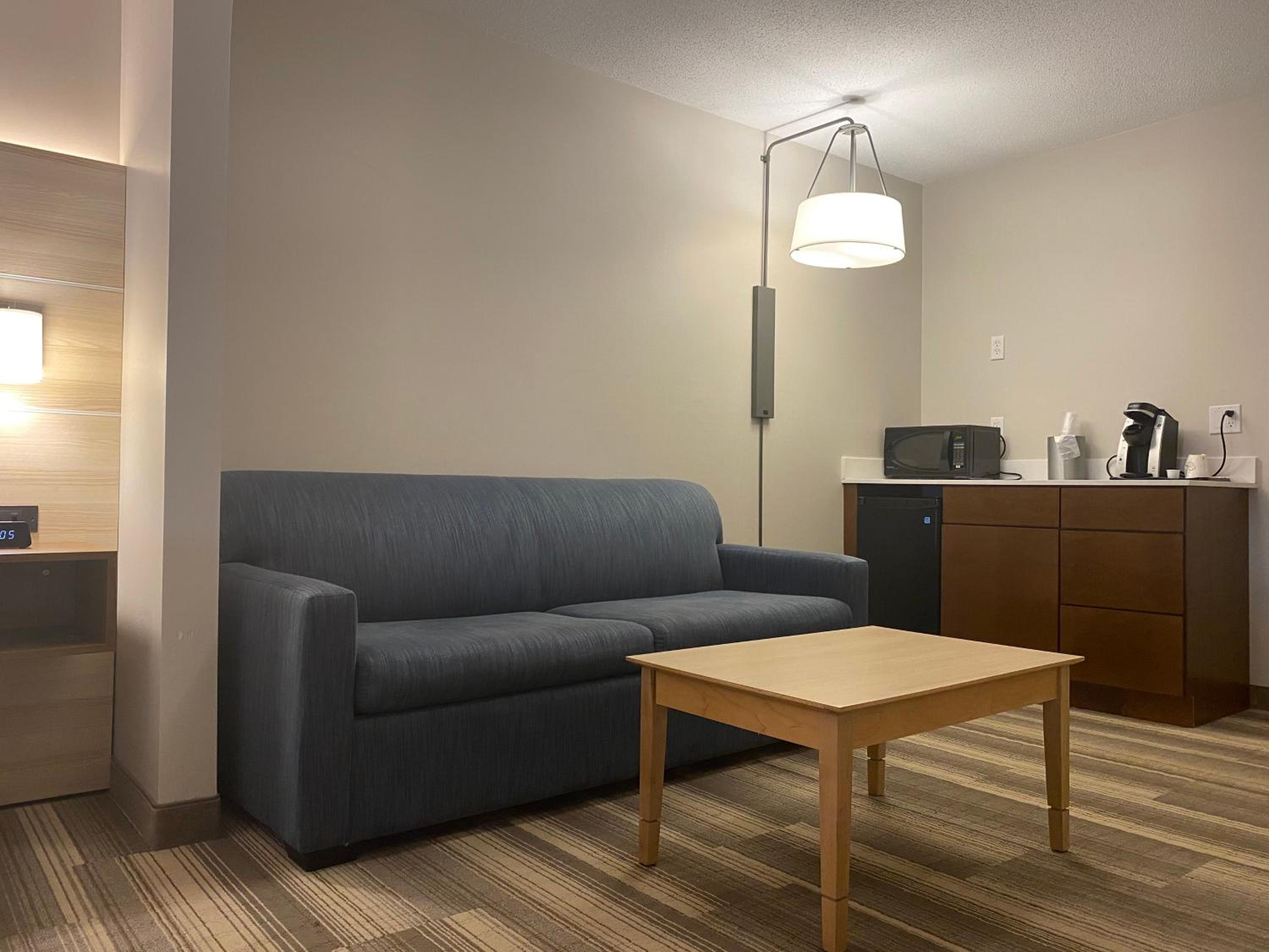 King Suite - Photo 11