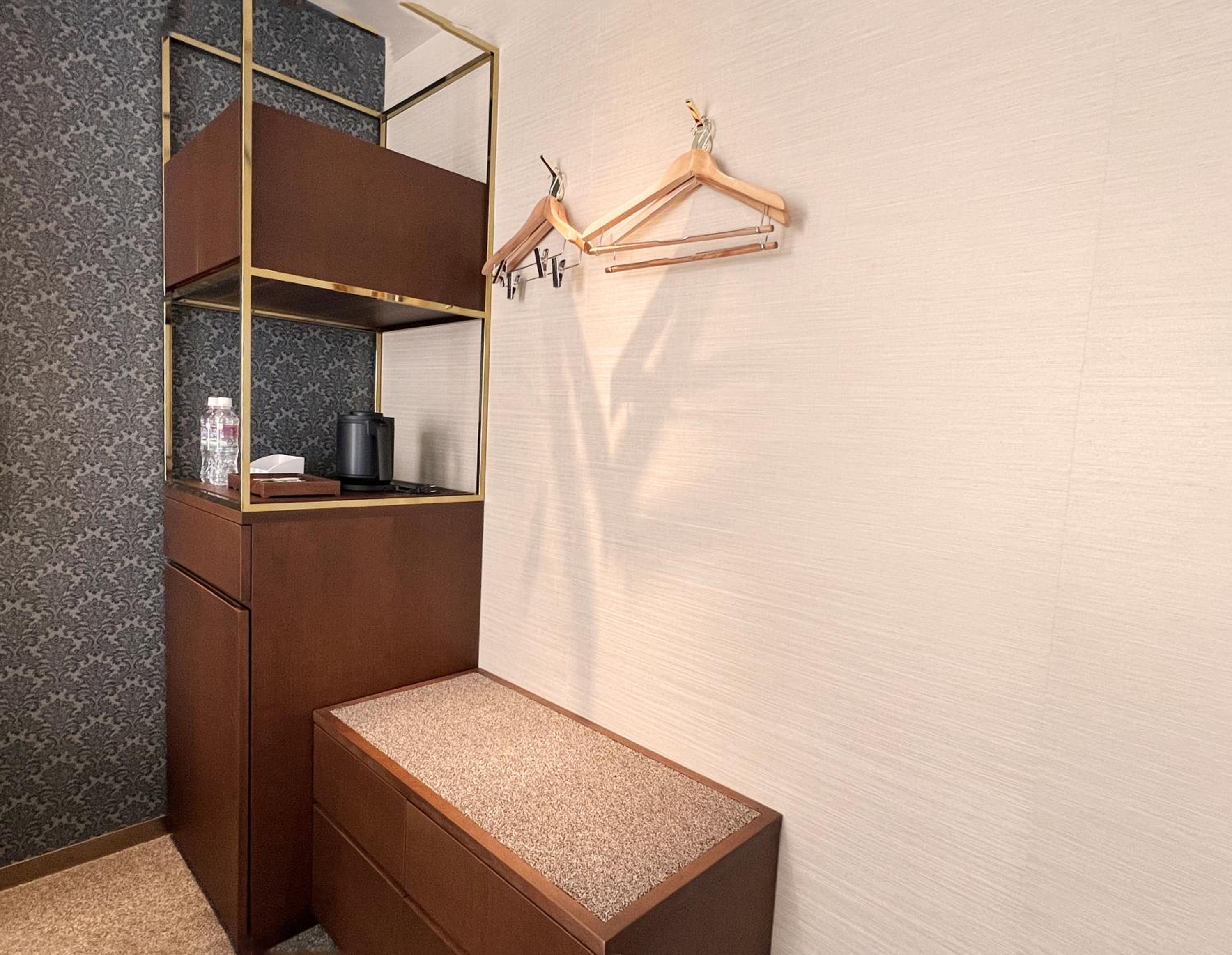 Double Room with Private Bathroom - Photo 7
