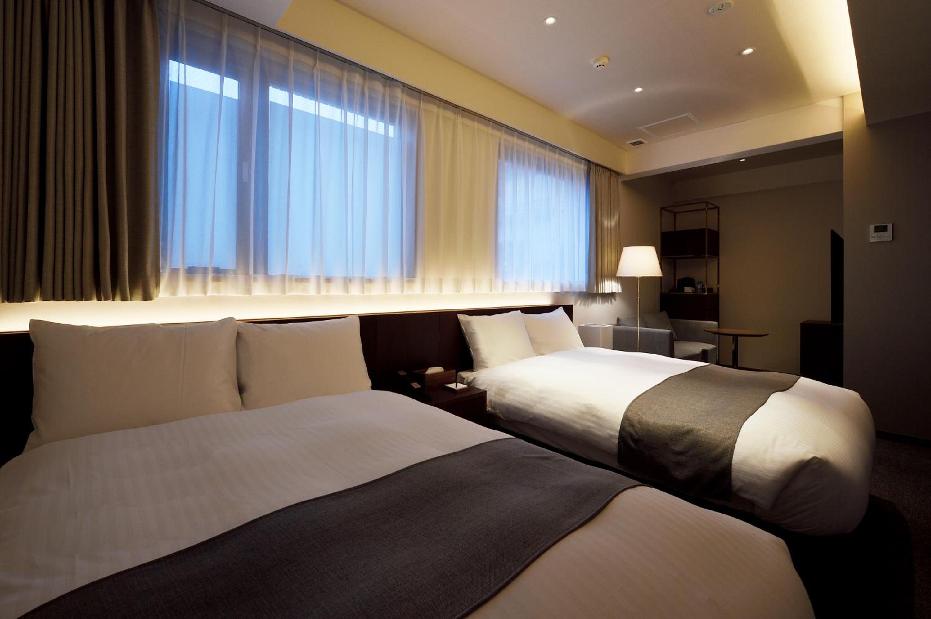 Standard Twin Room - Photo 2