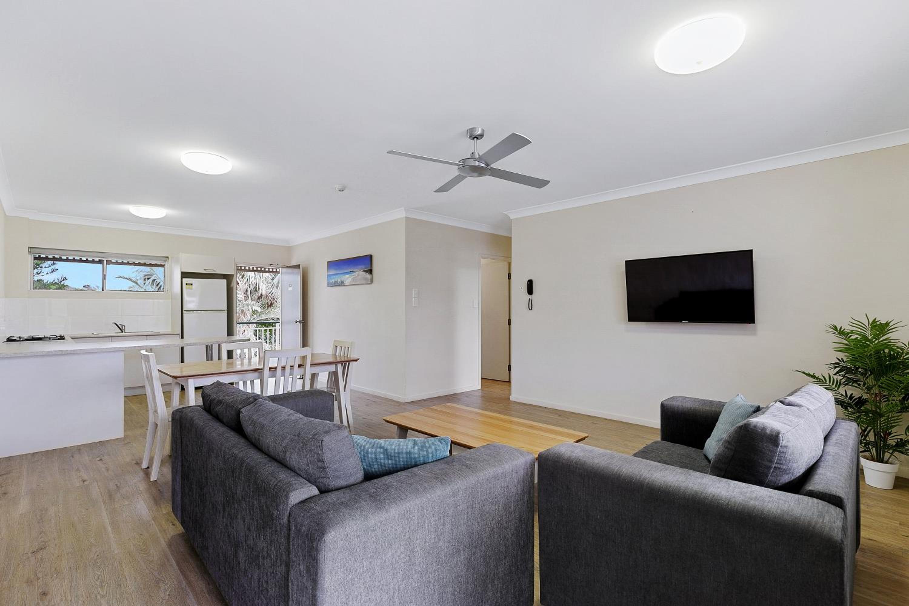Two-Bedroom Apartment - Photo 15