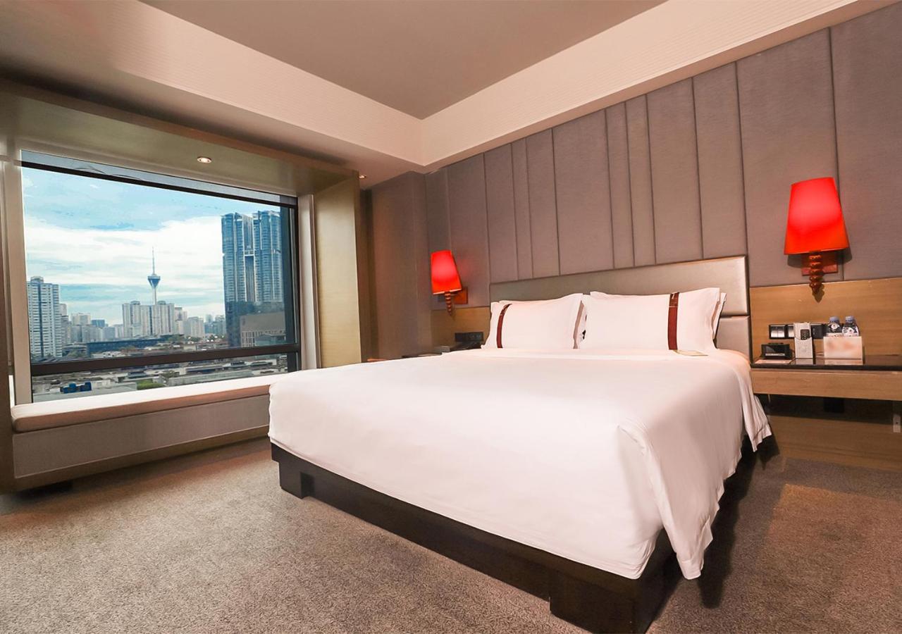 G60 Deluxe King Suite - Photo 7