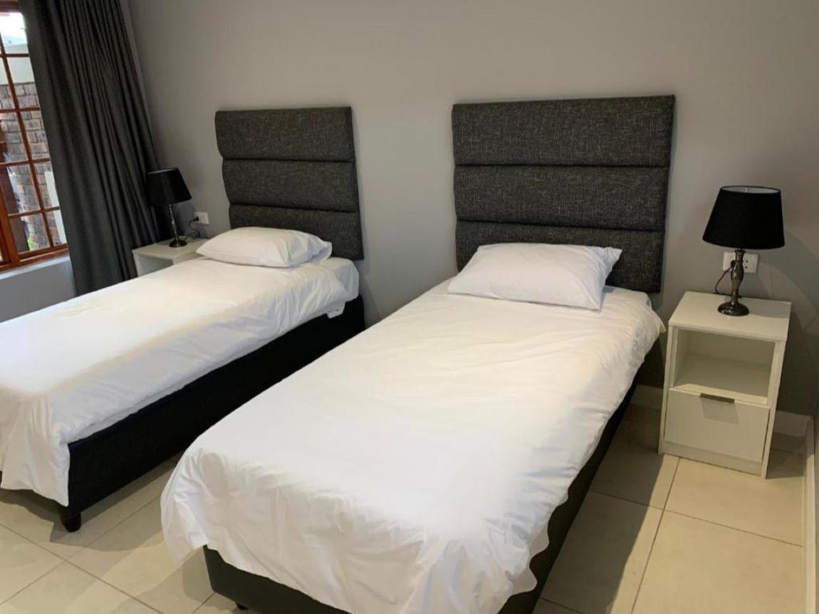 Twin Room photo 1