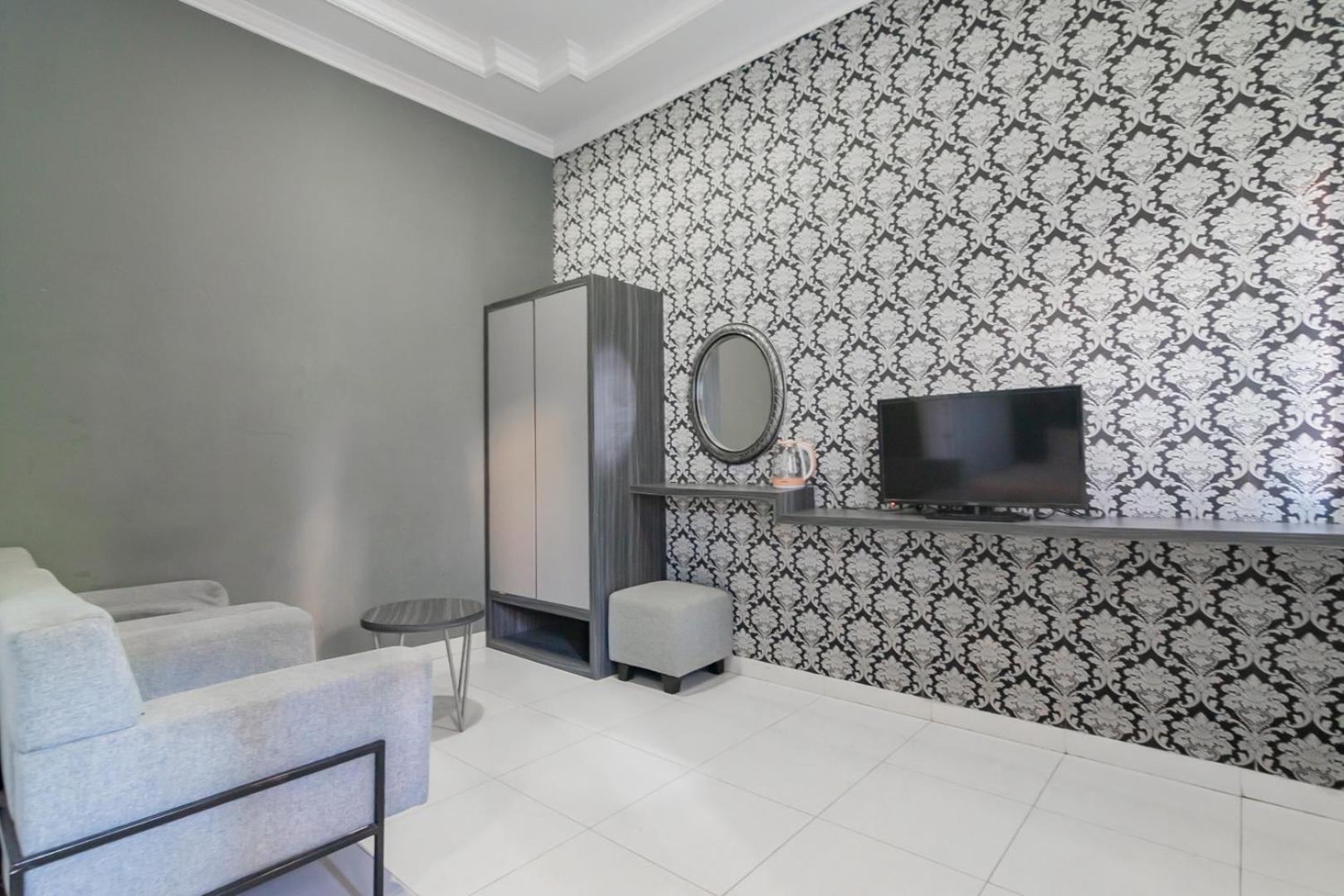 Deluxe Double Room photo 2