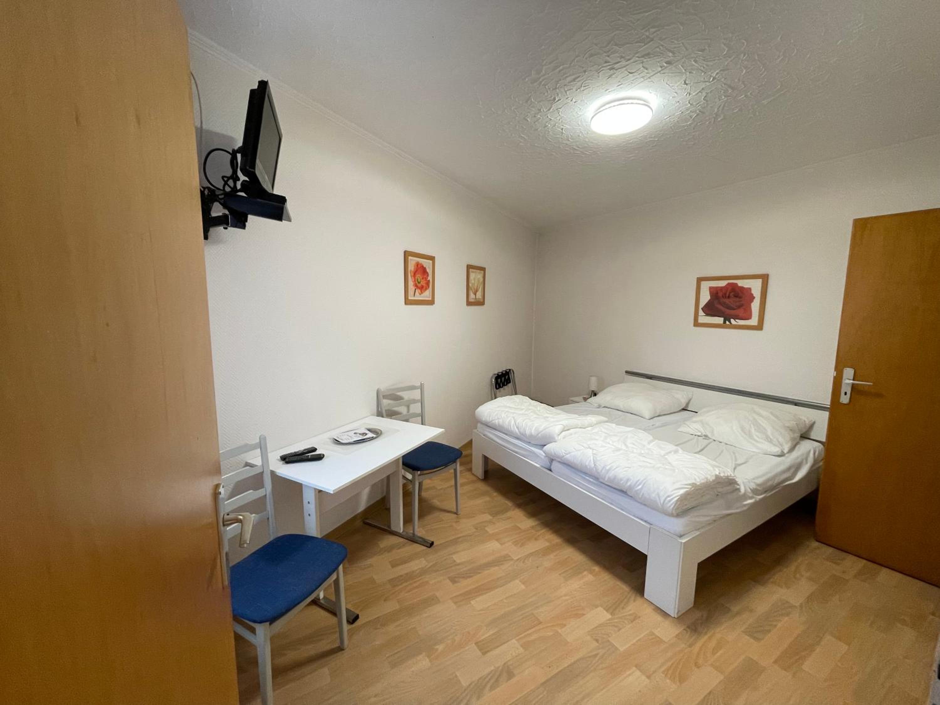 Budget Double Room photo 1