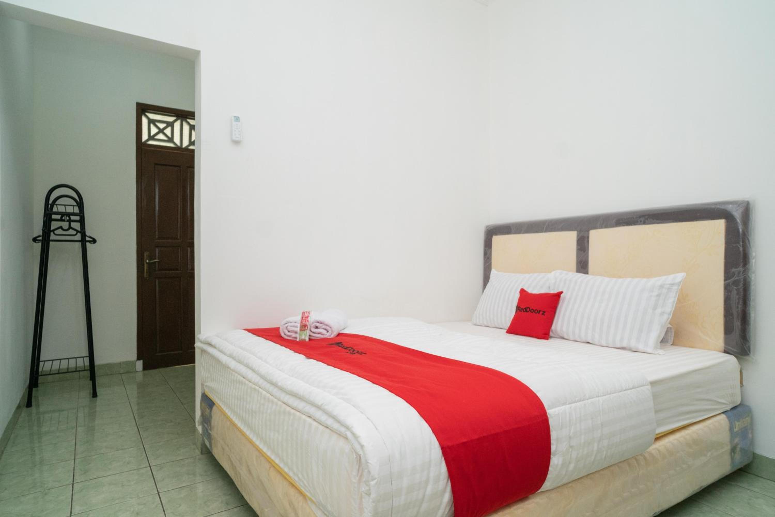 Double Room - Photo 4