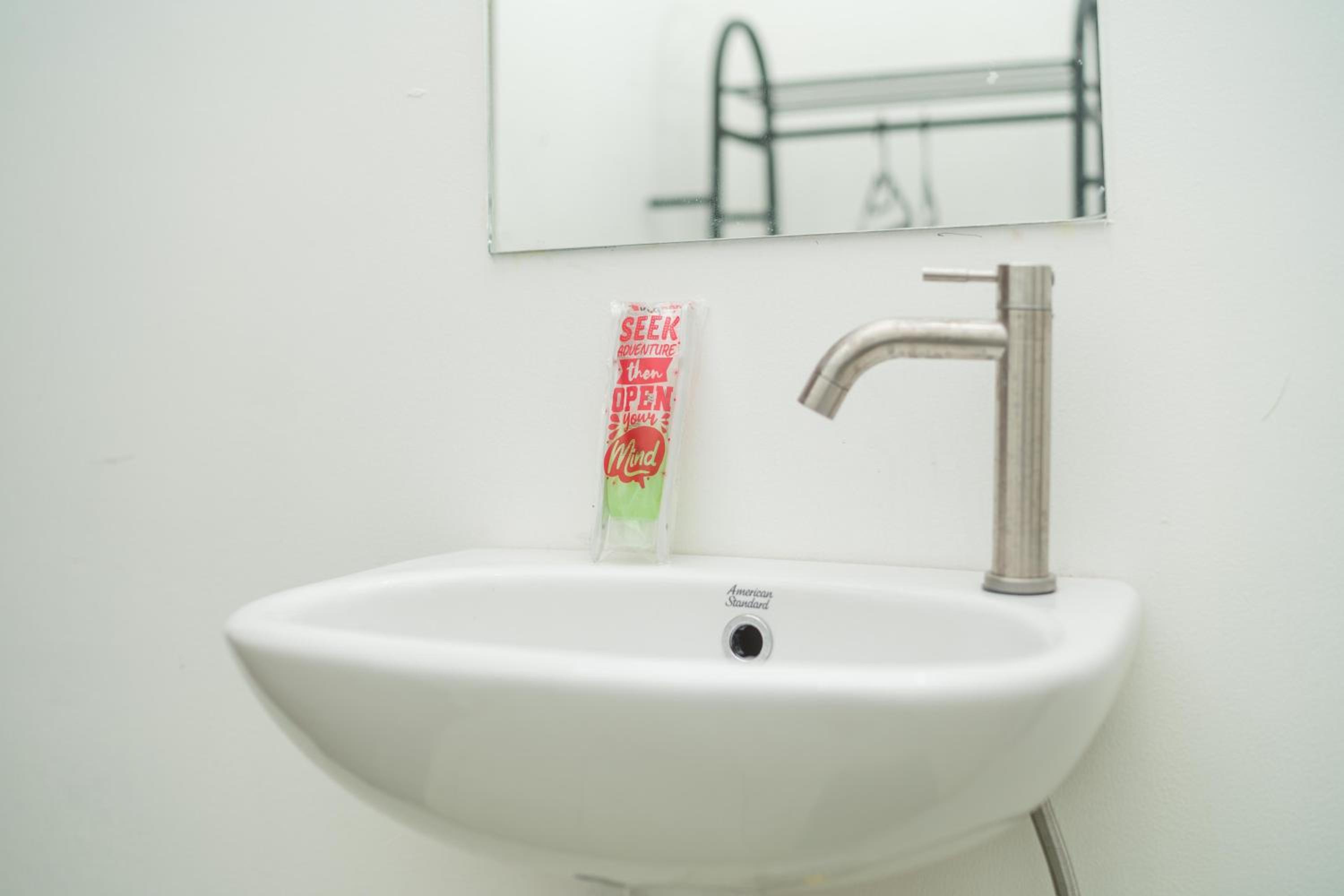 Double Room - Photo 10