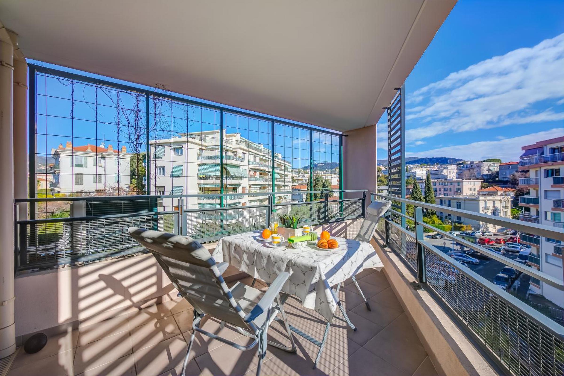 Apartment with Terrace