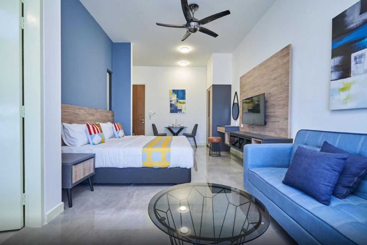 King Room with Sea View - Photo 1