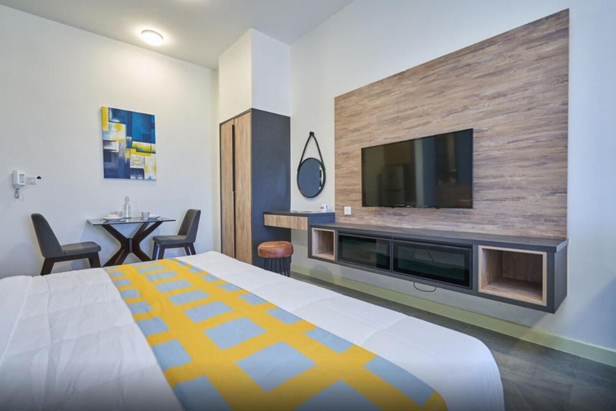 King Room with Sea View - Photo 3