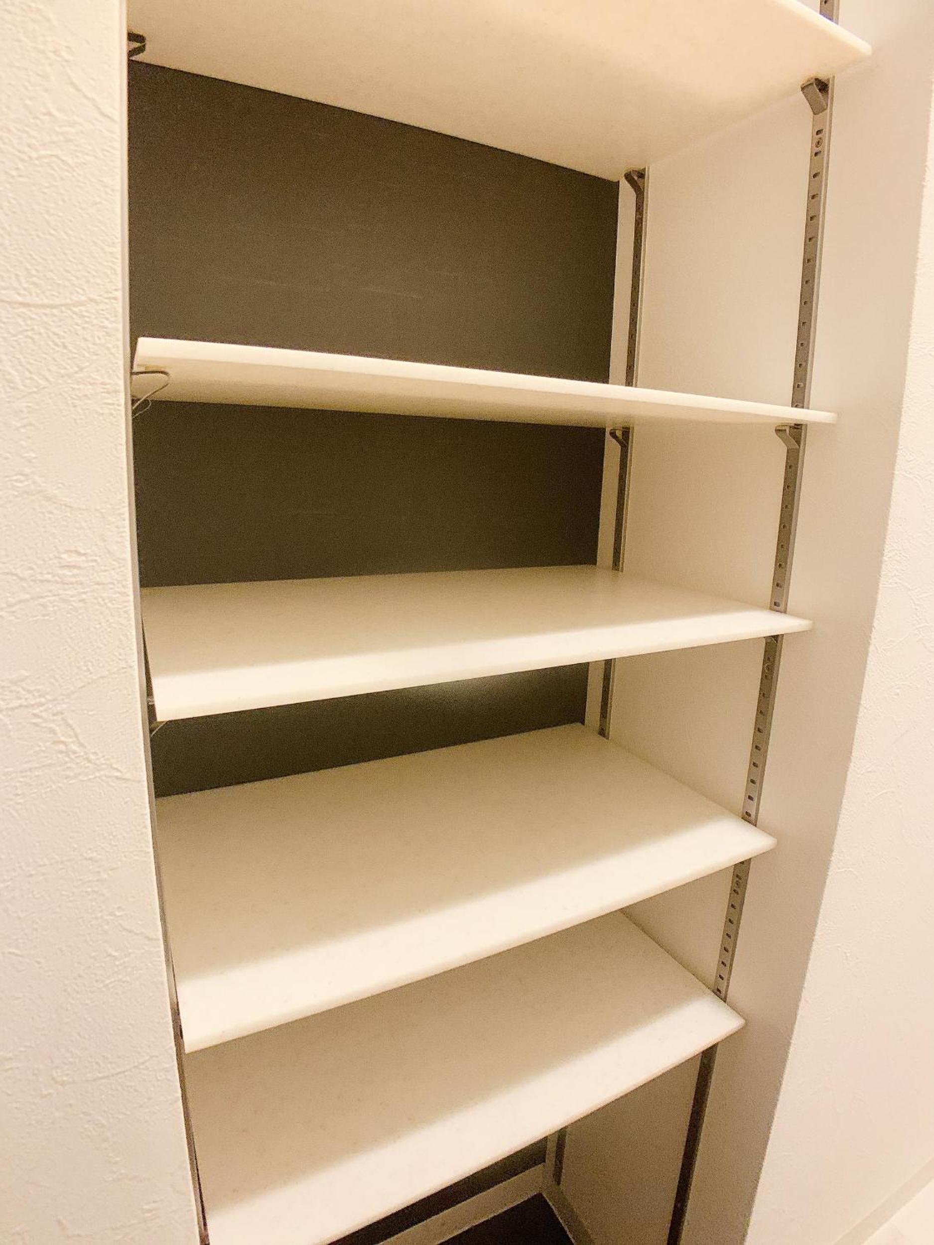 Studio Apartment - Photo 3