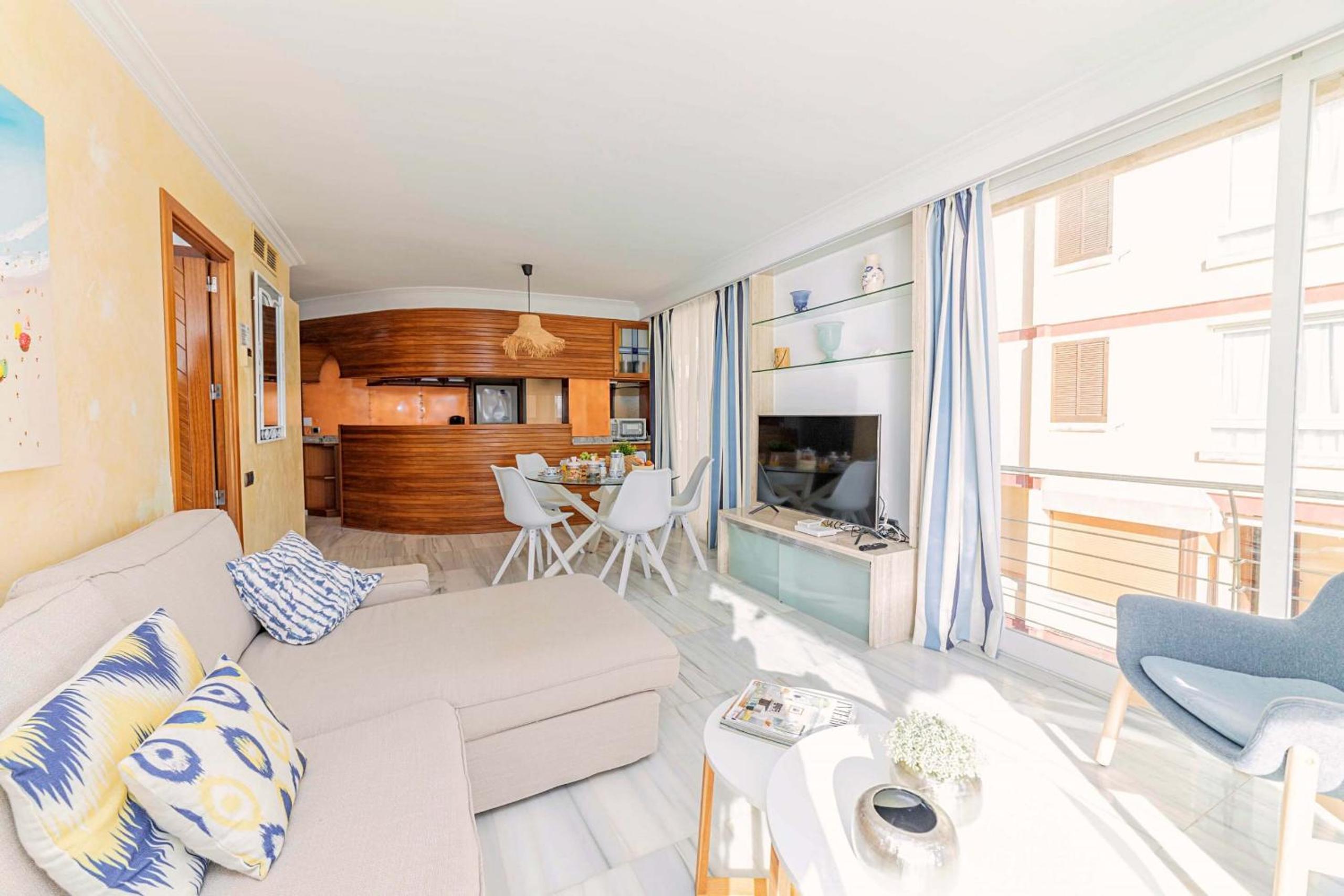 Apartment With Sea View photo 3