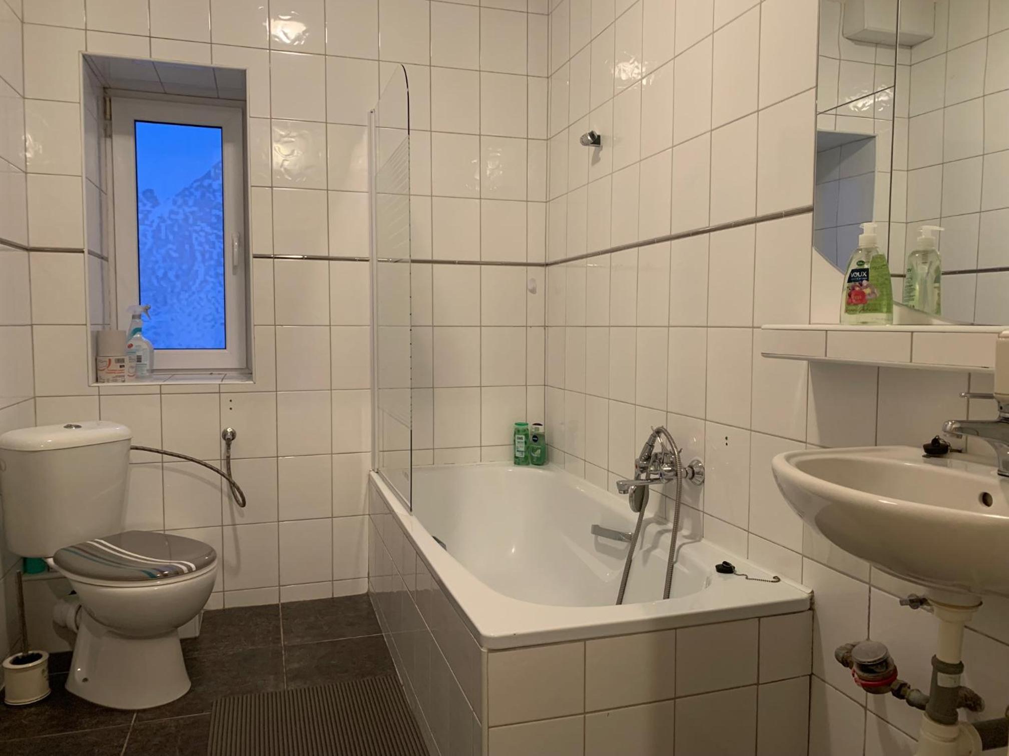 Triple Room with Private Bathroom - Photo 5