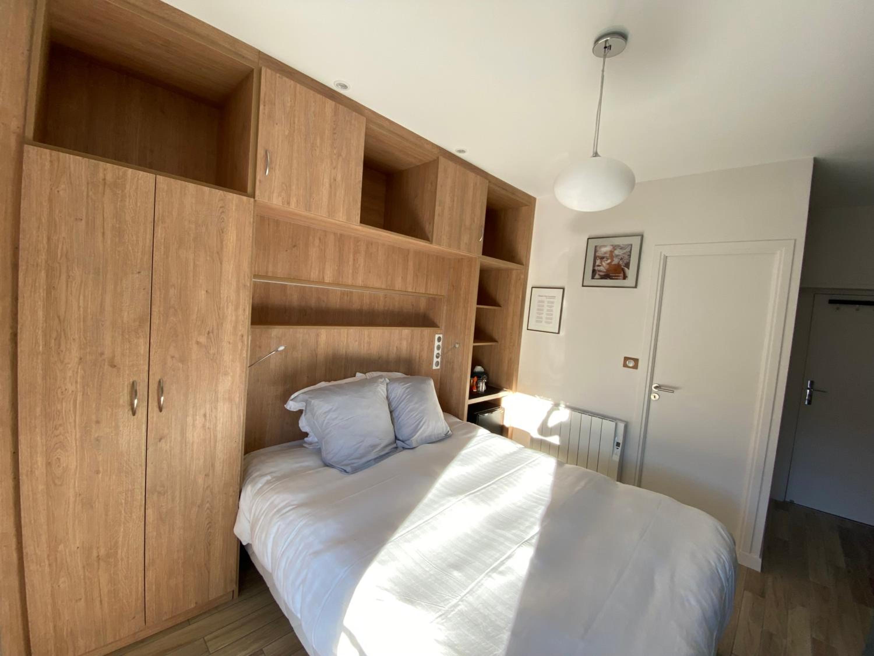 Double Room with Balcony and Lake View photo 2