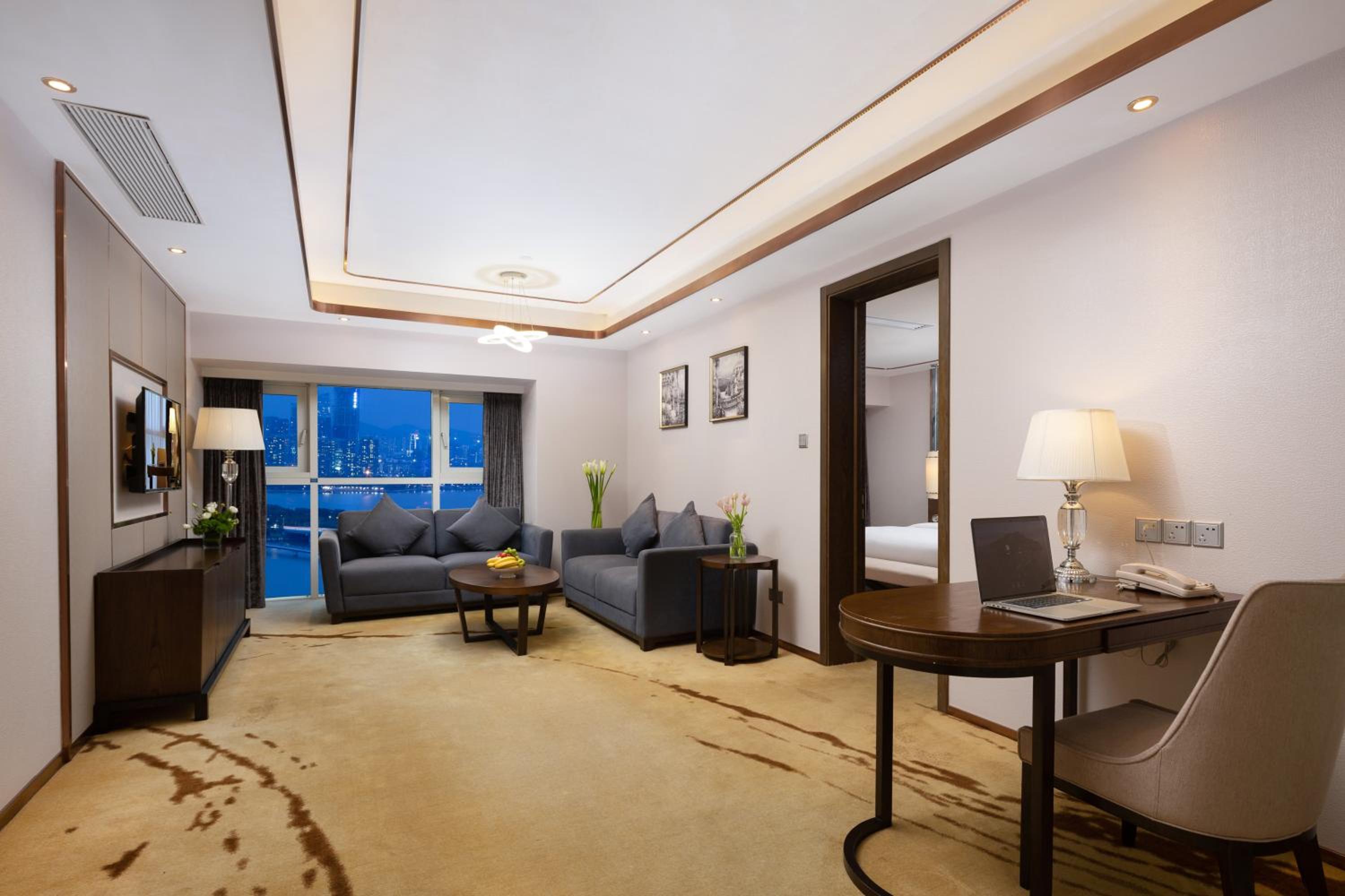 Business Twin Suite