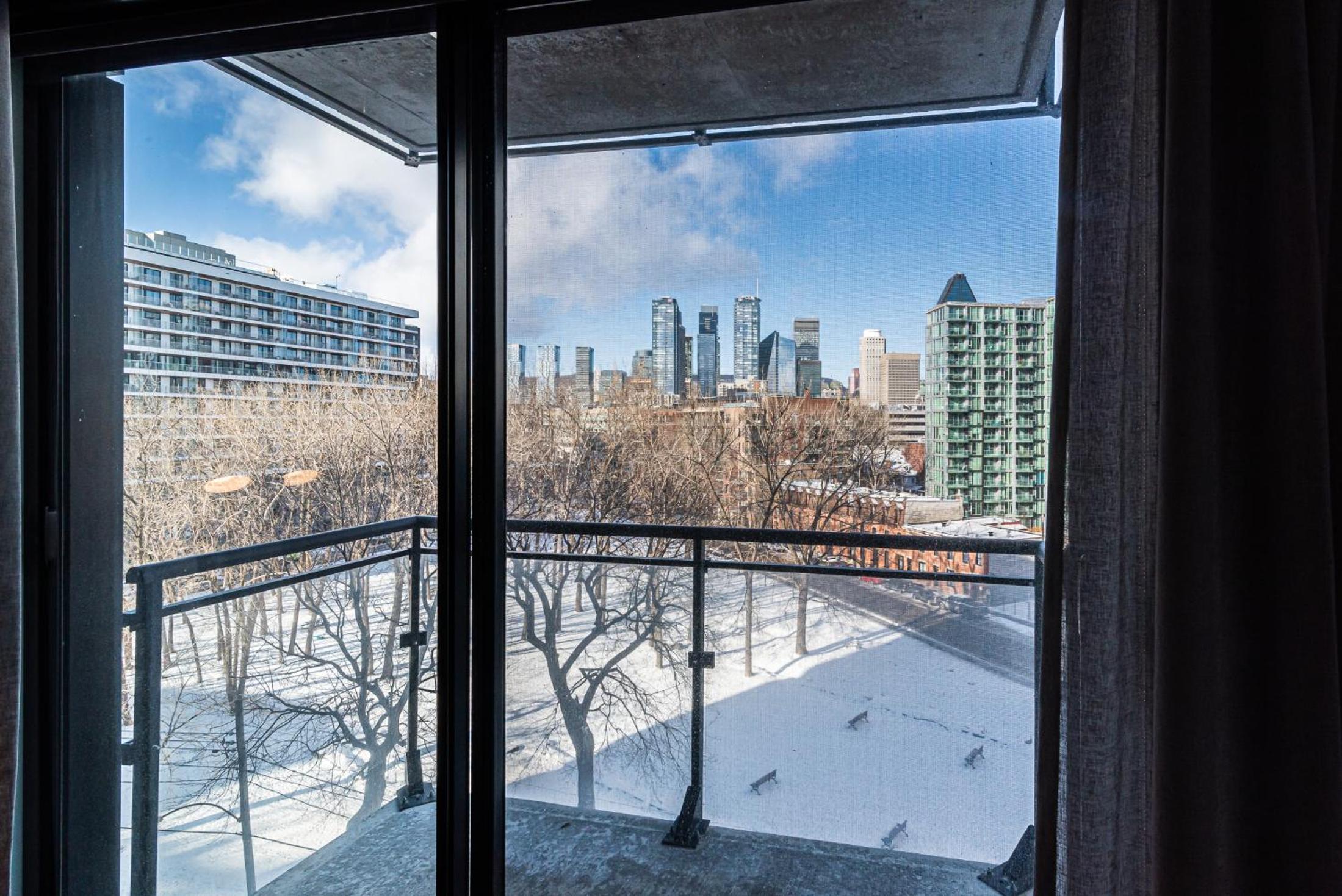 Comfort Plus - City View - Photo 18