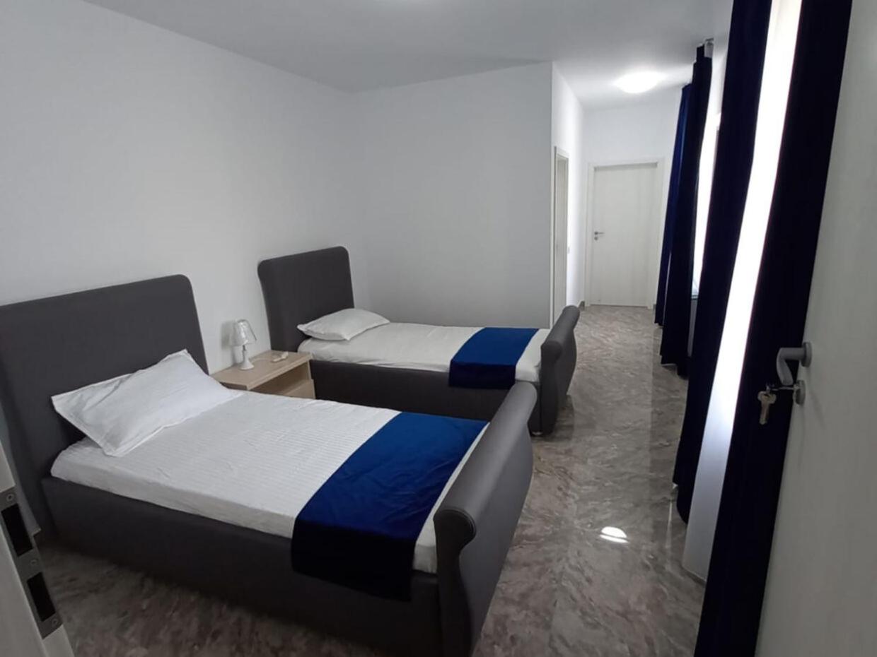 Deluxe Apartment - Photo 1