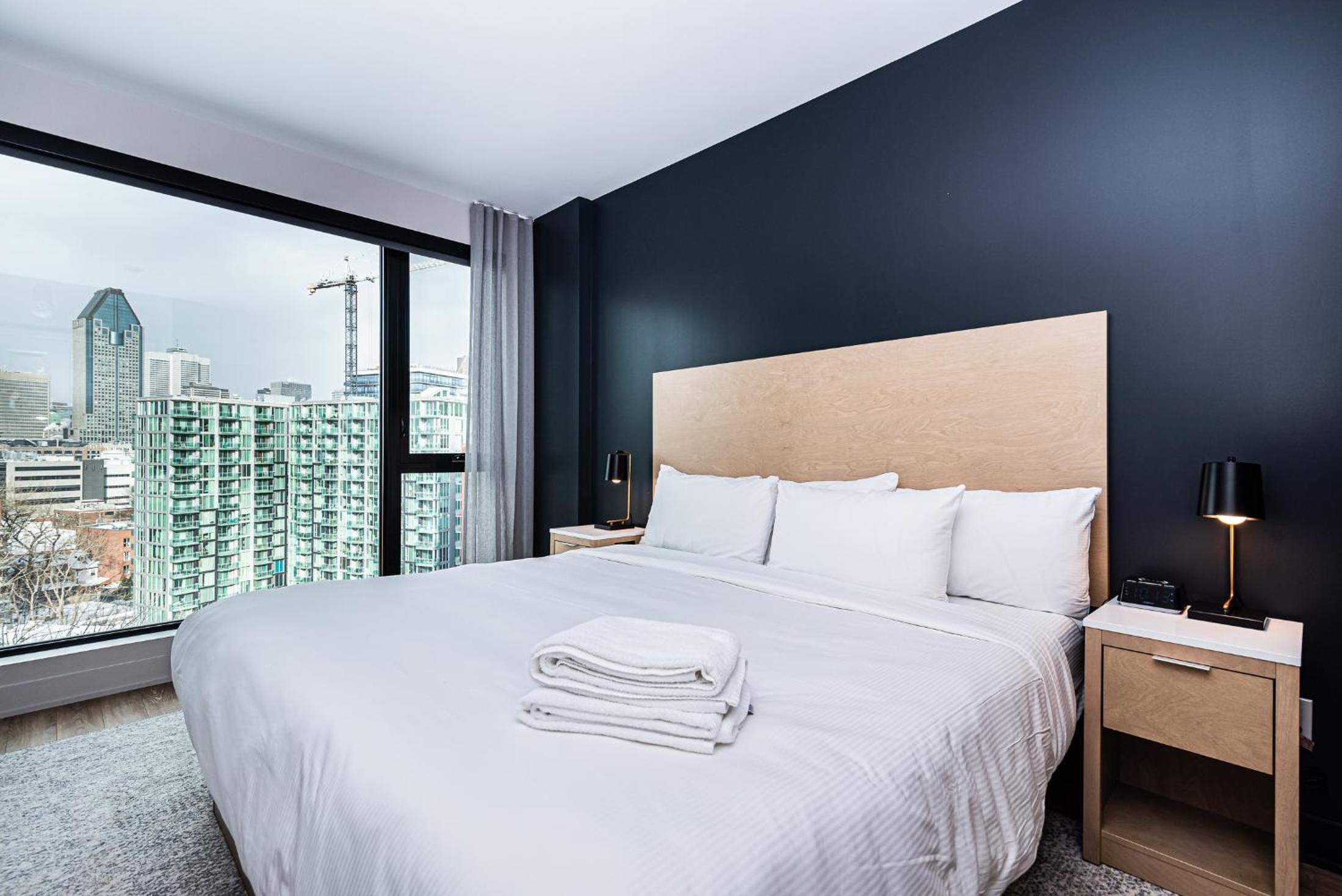 Premium - City View - Photo 26
