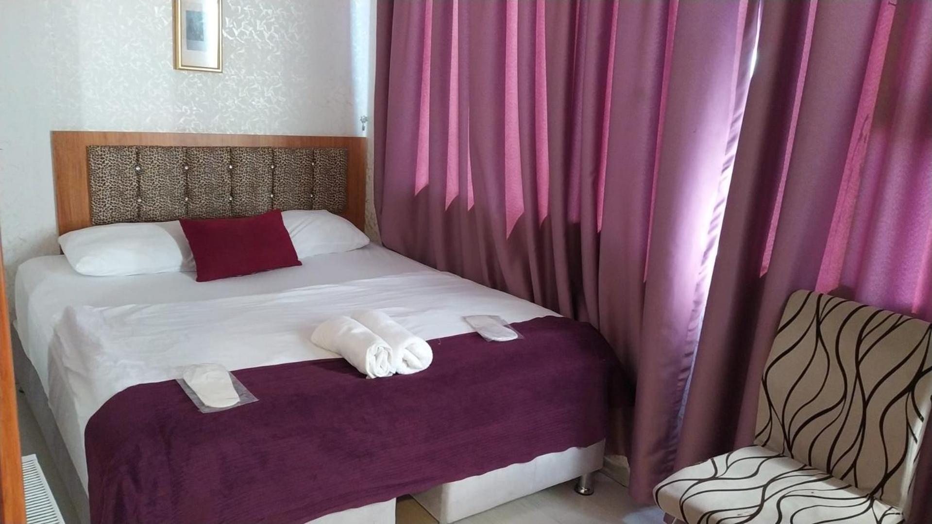 Budget Double Room photo 1