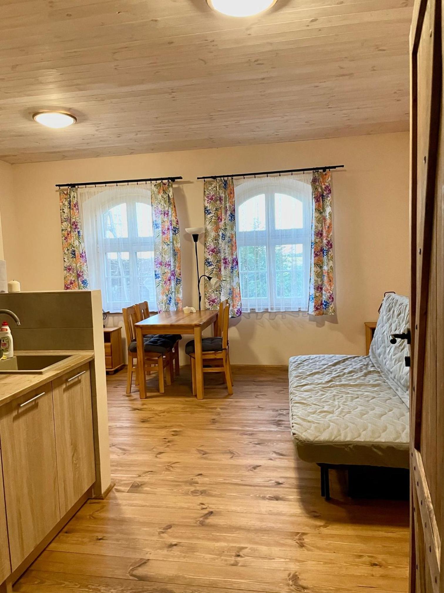 Triple Room with Private Bathroom photo 1
