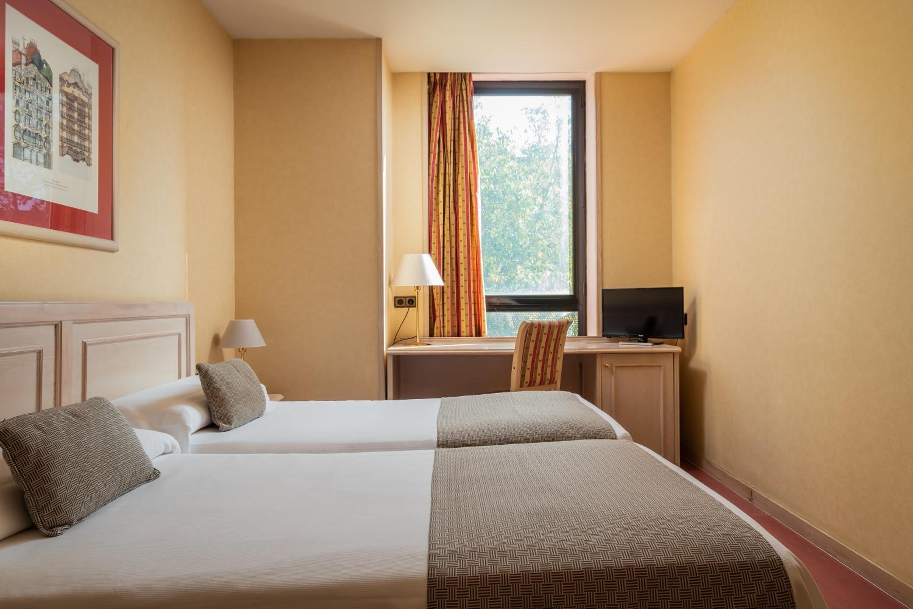 Standard Twin Room photo 3
