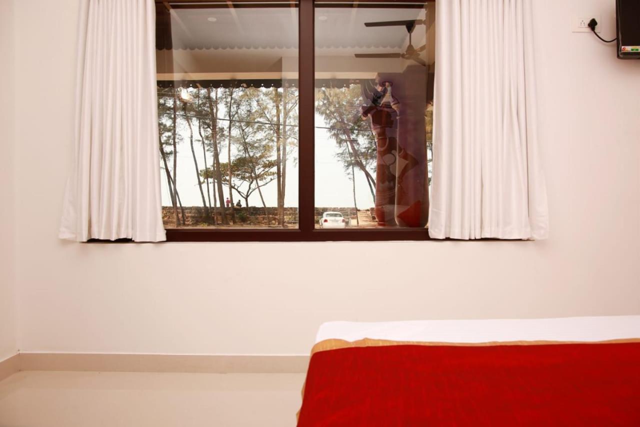 Deluxe Double Room With Sea View photo 2