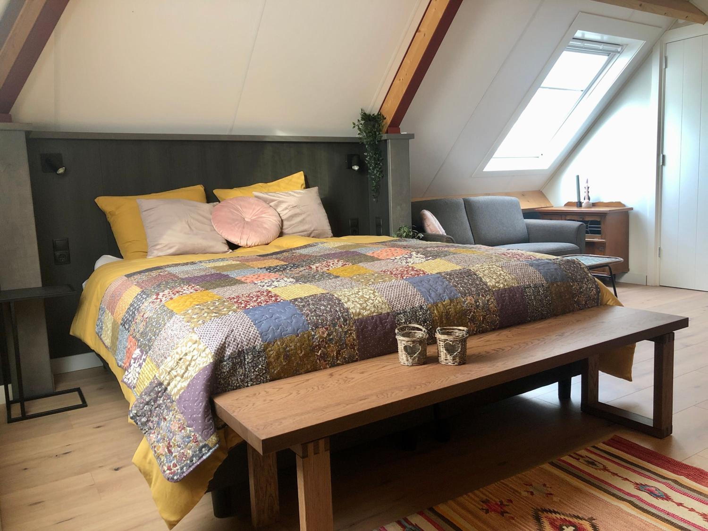 Large Double or Twin Room photo 1