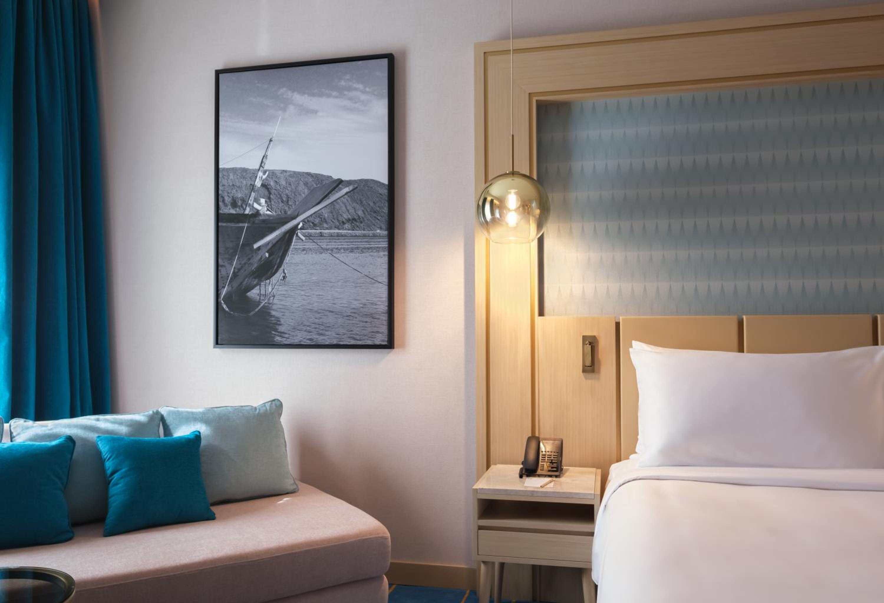 Superior Double or Twin Room with Pool View - Photo 5