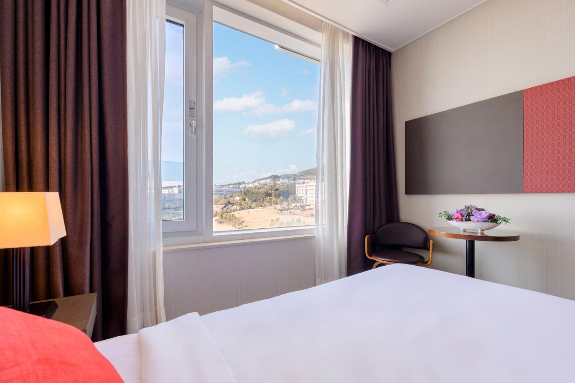 Room Assigned at Checkin (Double or Twin) - Photo 3