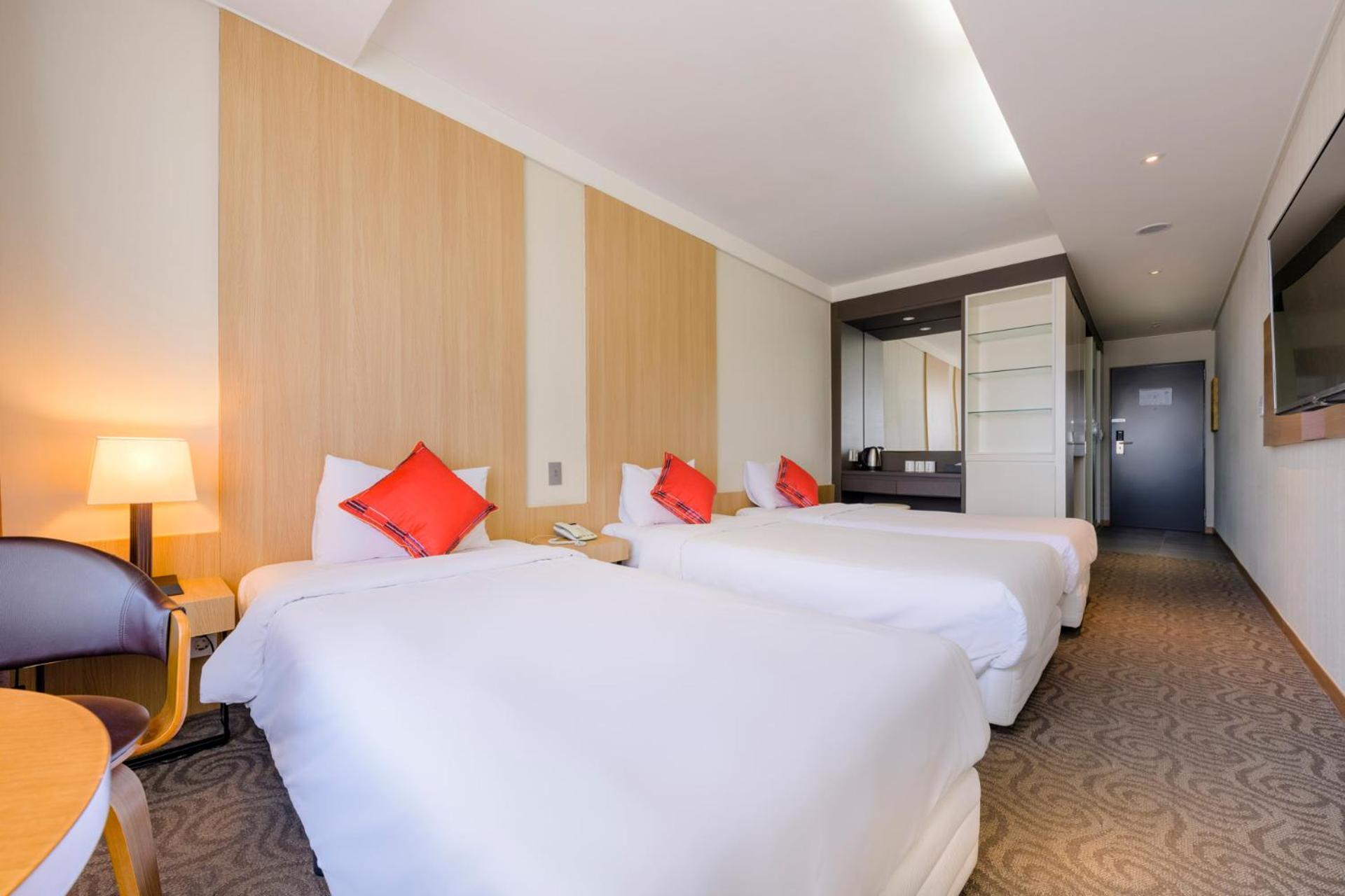 Triple Room - Photo 6