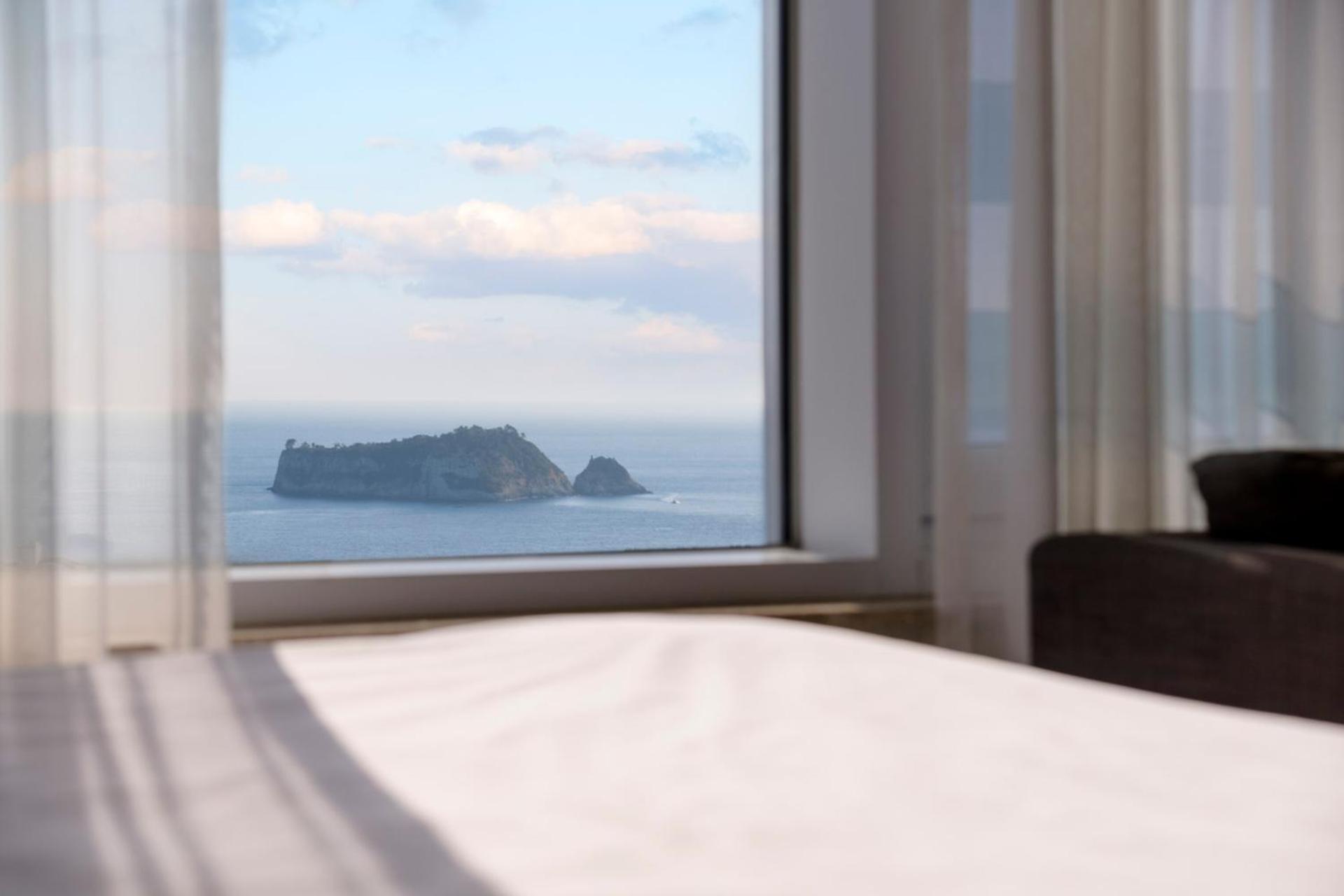 Double Room with Sea View - Photo 5