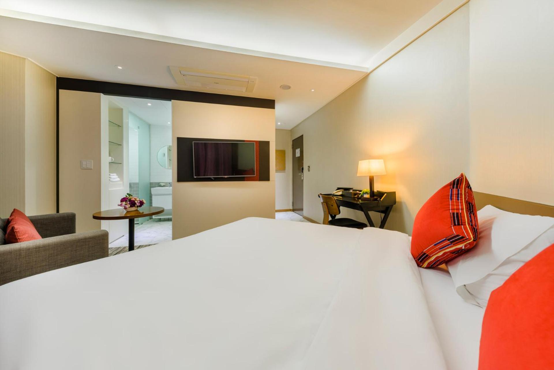 Double Room with Sea View - Photo 8