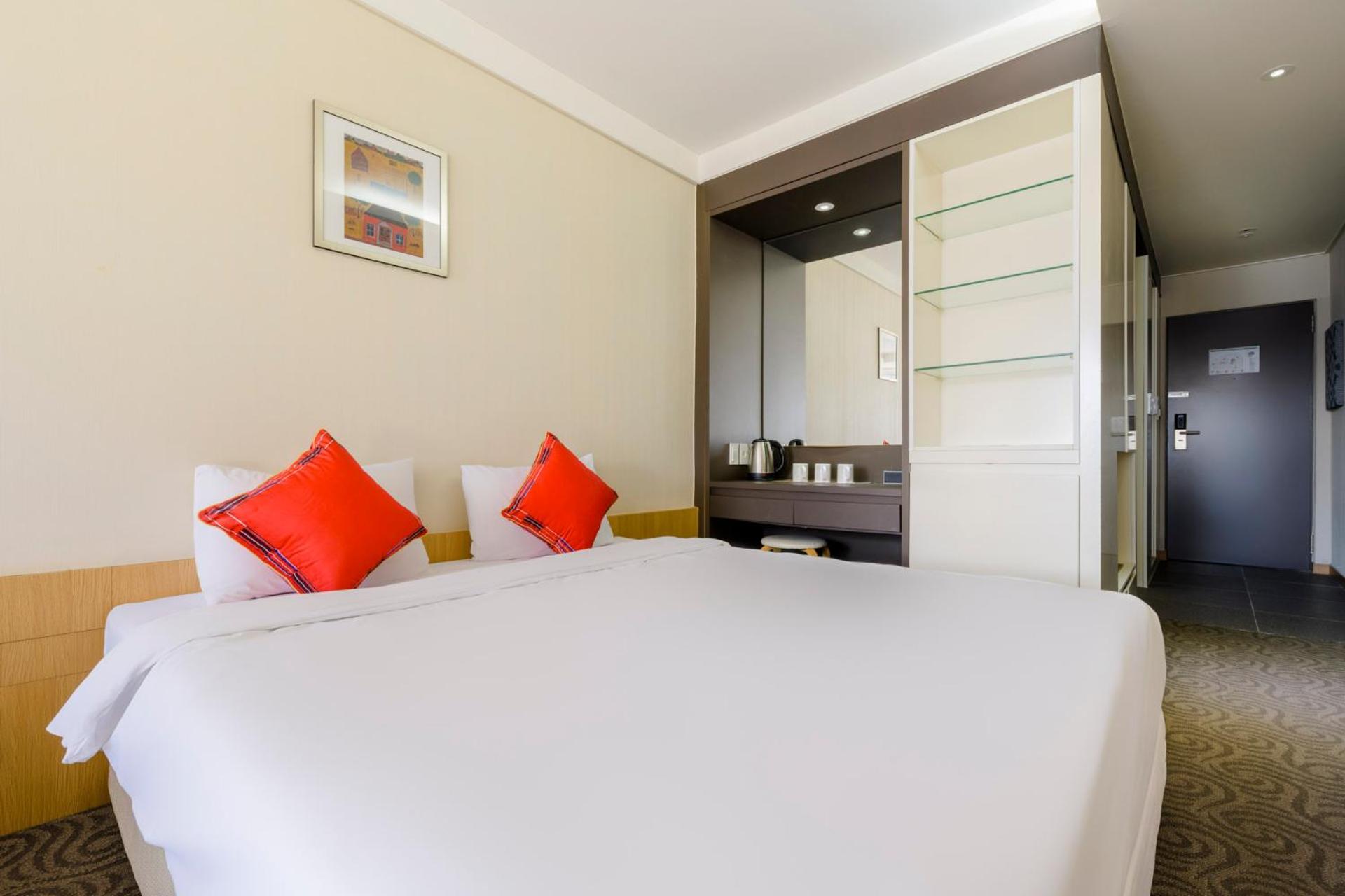 Deluxe Triple Room - Photo 3