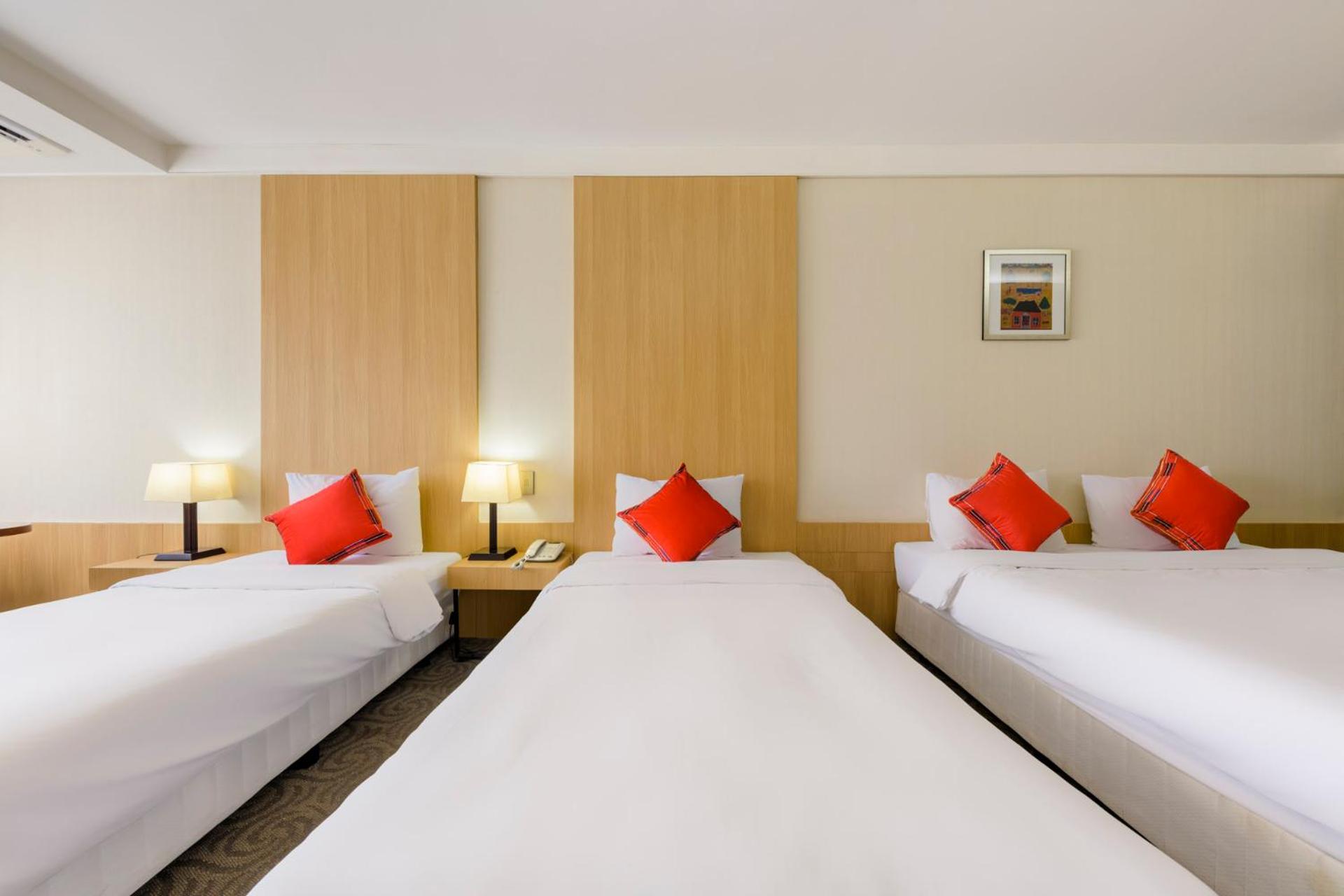 Deluxe Triple Room - Photo 4