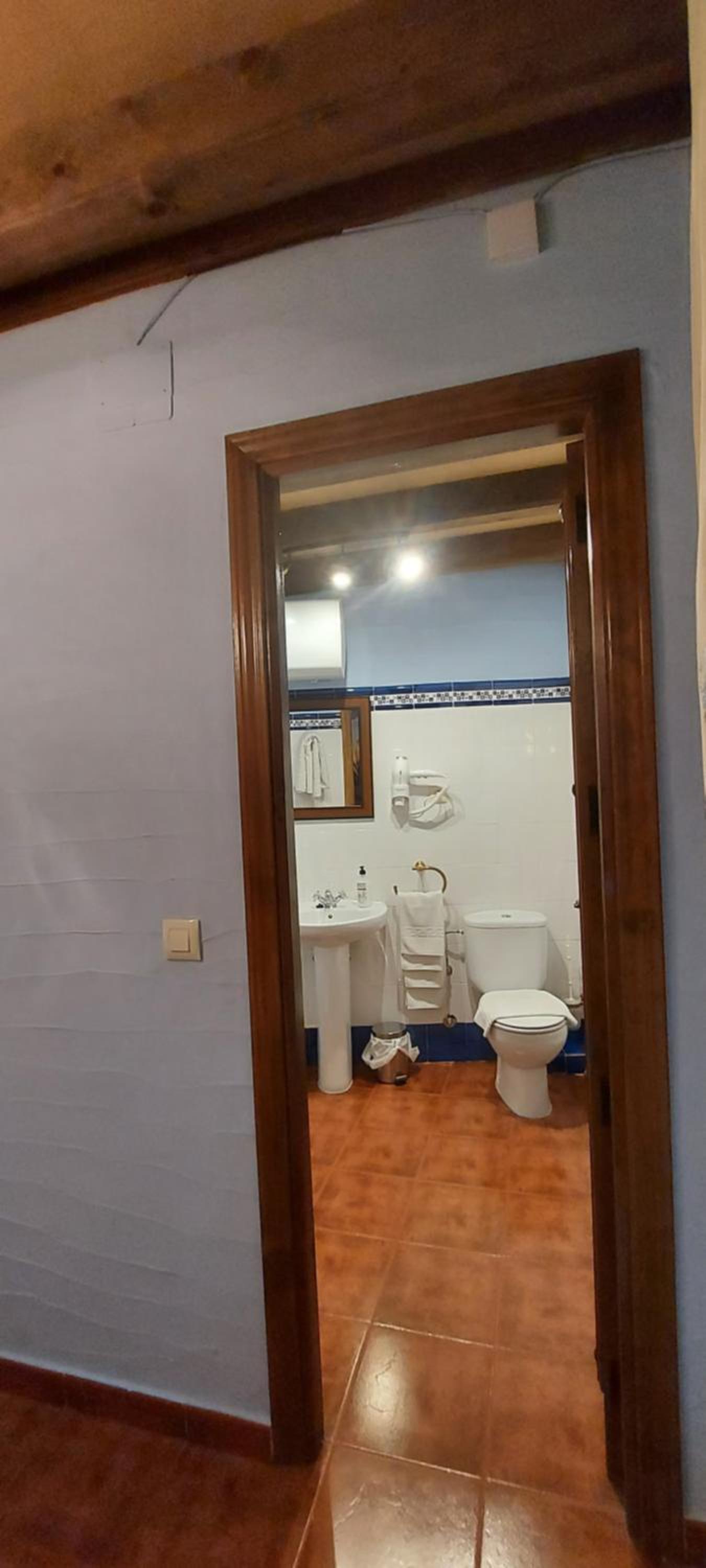 Twin Room with Balcony photo 2